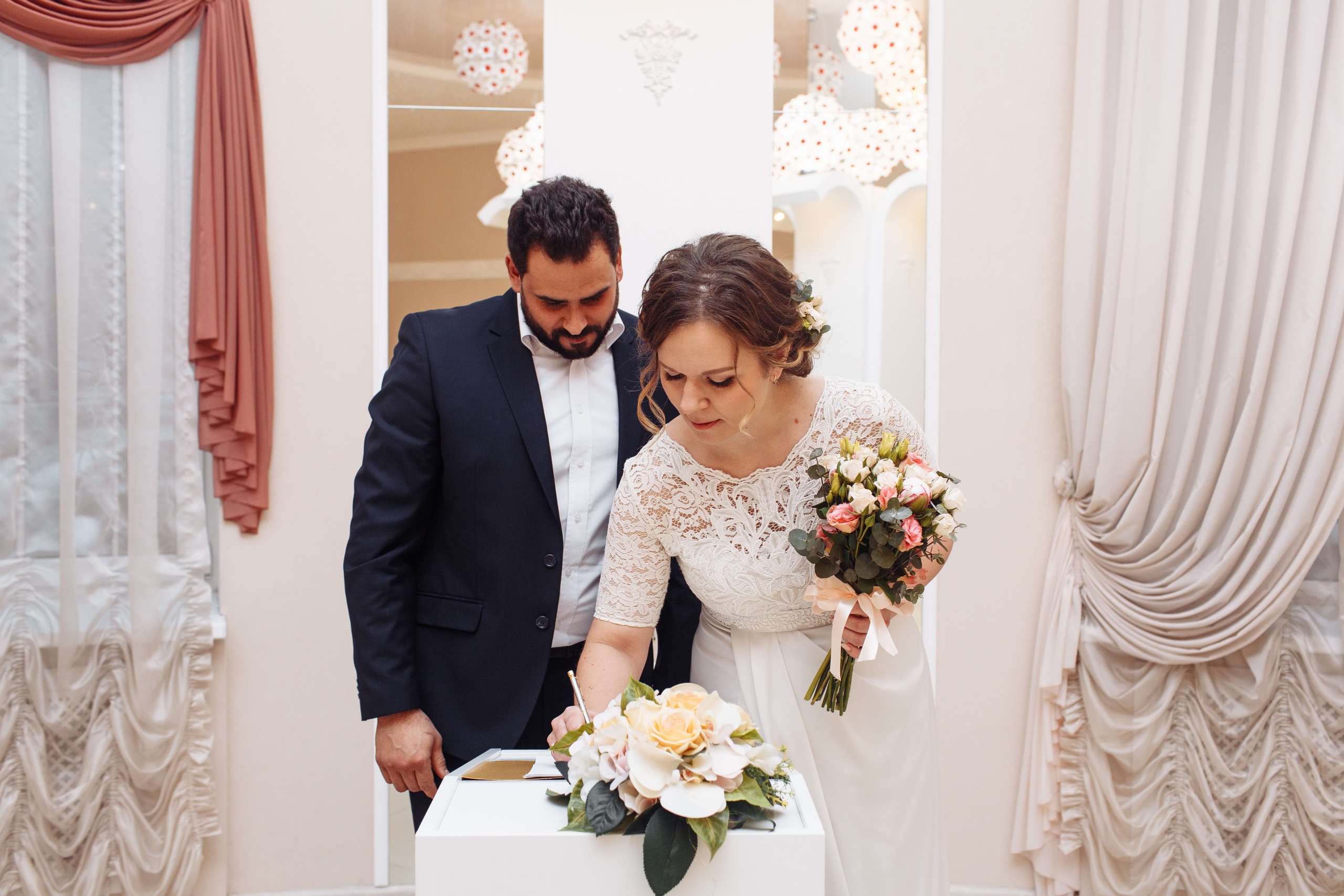 Регистрация брака в Невском ЗАГСЕ. Свадебный и семейный фотограф Спб Бошман Ирина