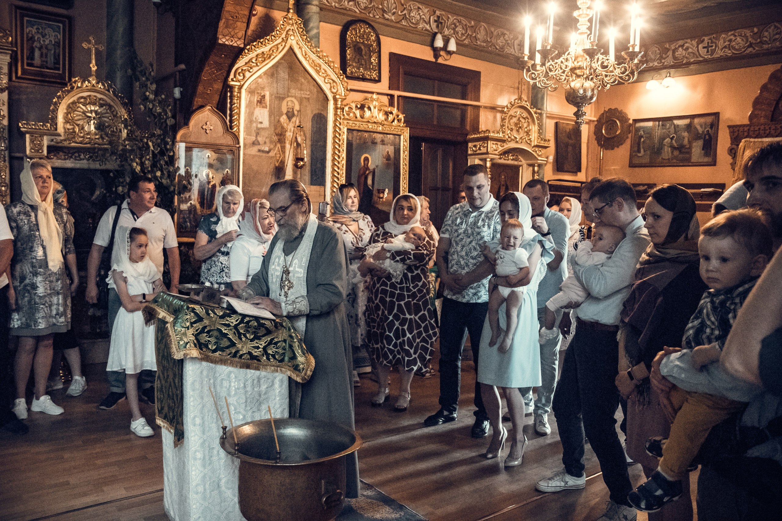 Таинство Крещения Алёны в Церкви Сретения Господня. Детский и семейный фотограф в Пушкино, Мытищи, Москва Сергеева Светлана