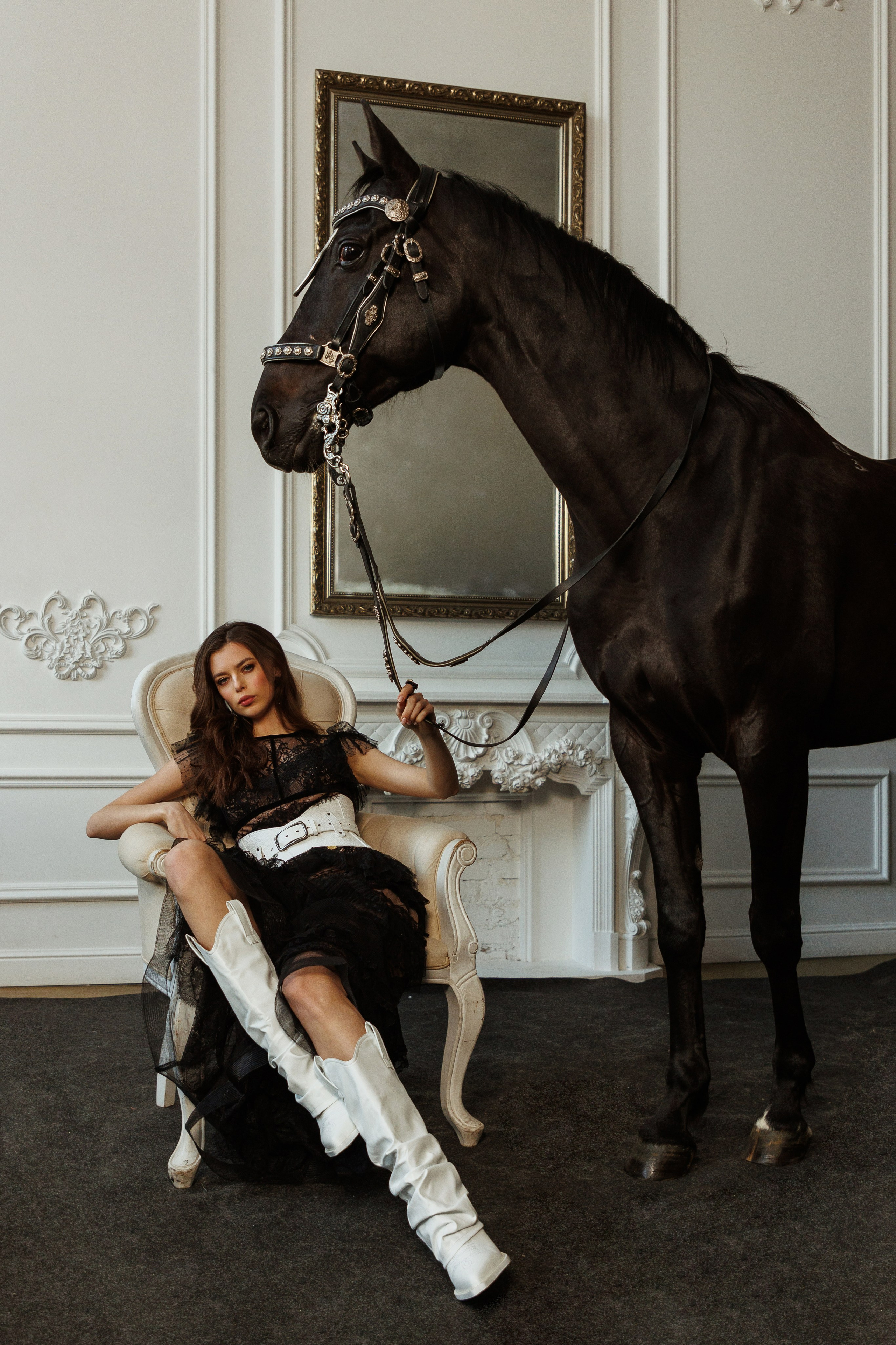 Лошадь в студии. Марковкина КрисТина