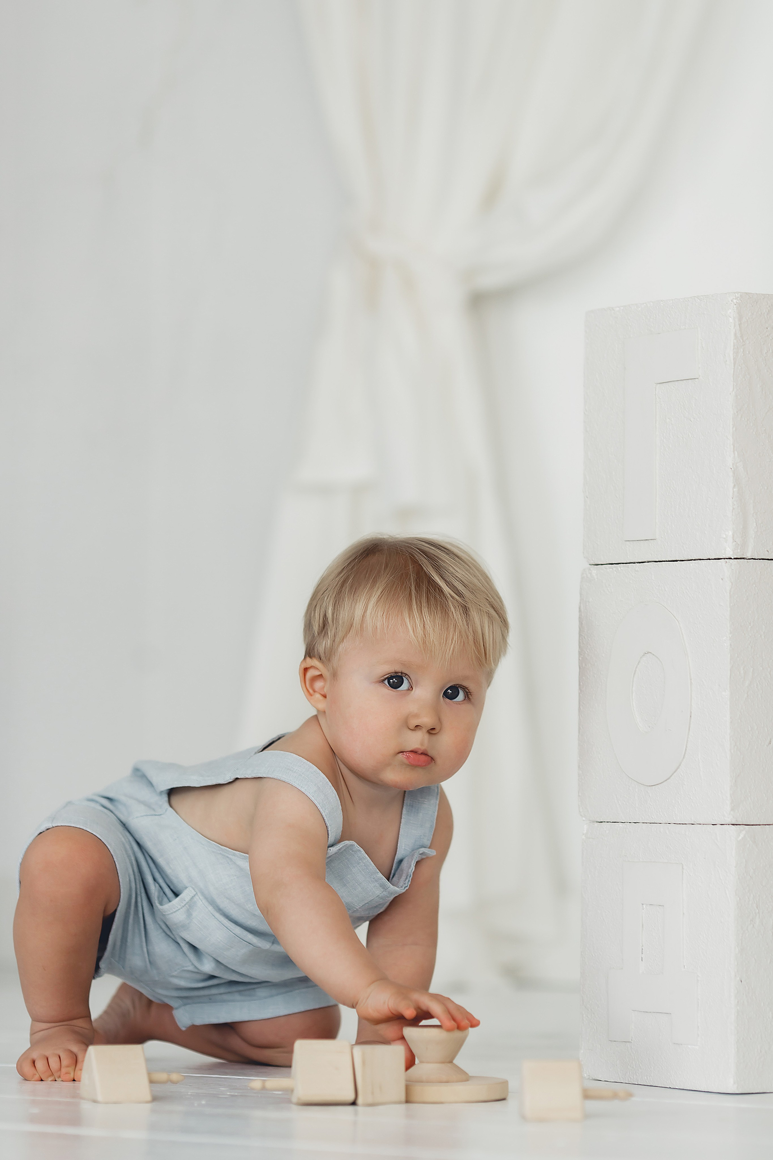 Малыши. Фотостудия Фонарь