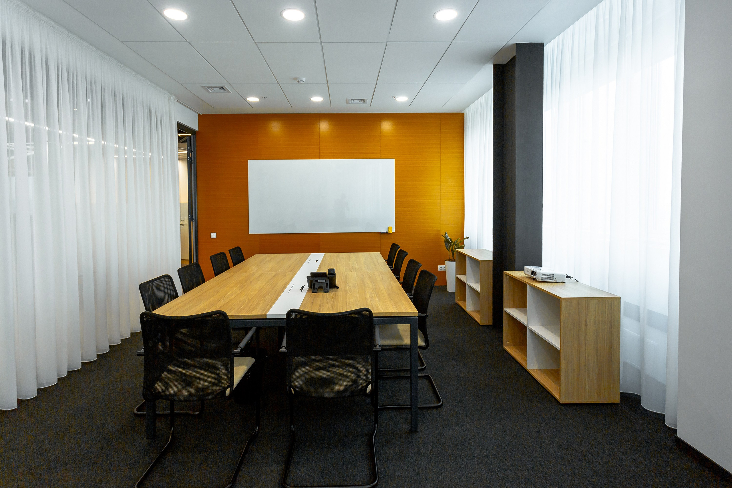 Mercure space. Репортажный фотограф в Алмате Чумаков Георгий