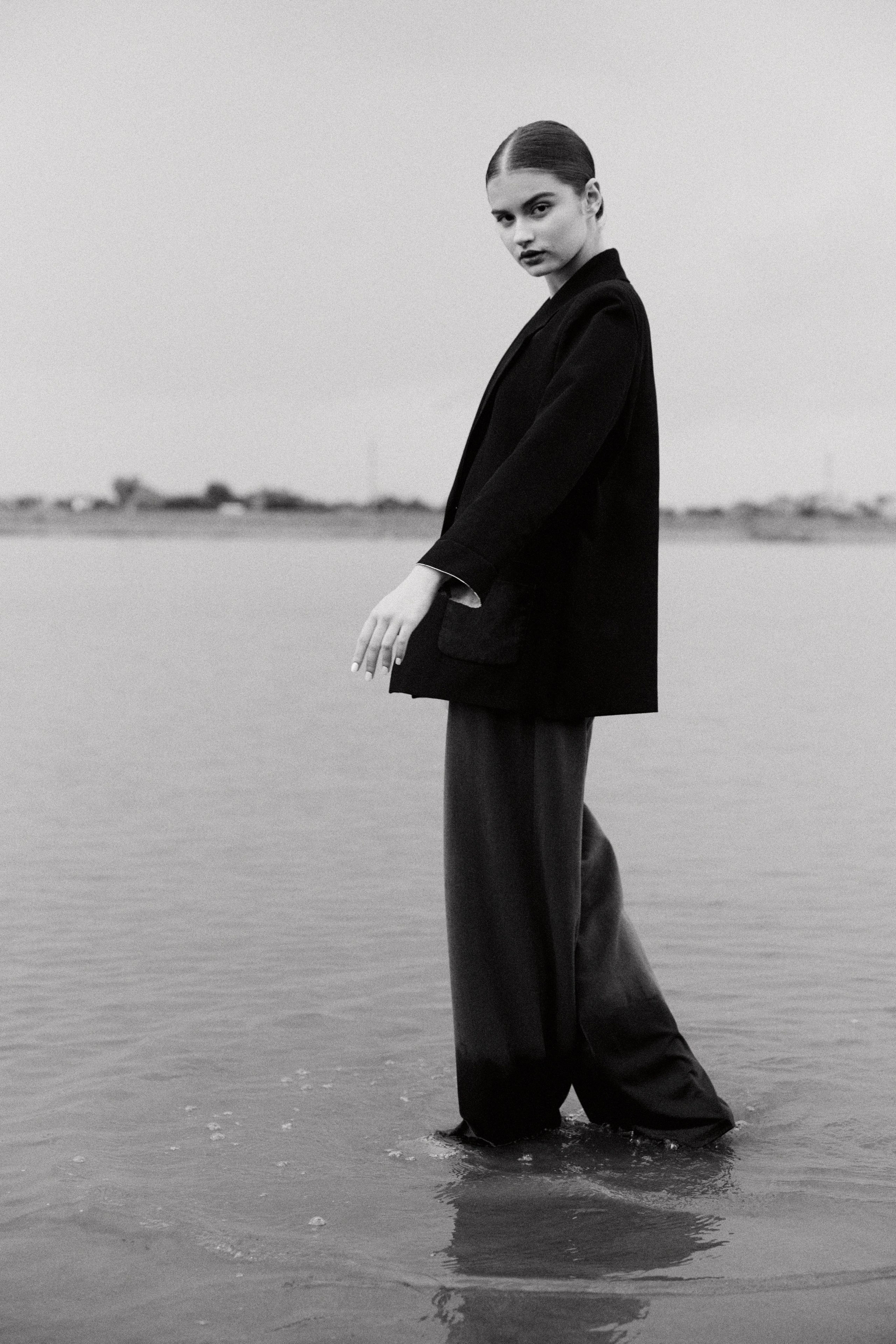 Black chair. Фотограф Елизавета Воронина