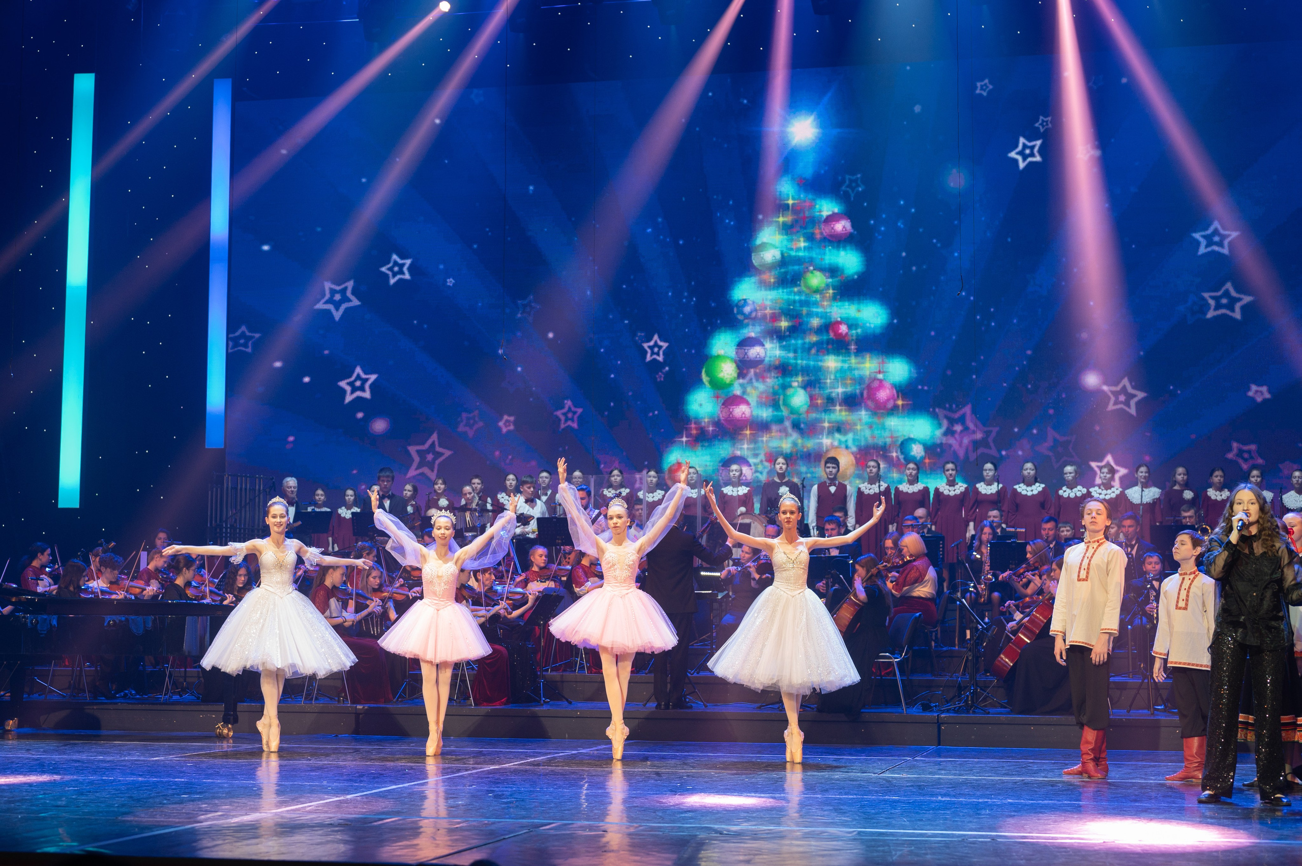 Отчетный концерт ДШИ «Гармония» «Зимняя гармония». Фотограф новорожденных, семейный детский в Тюмени Татьяна Морозова