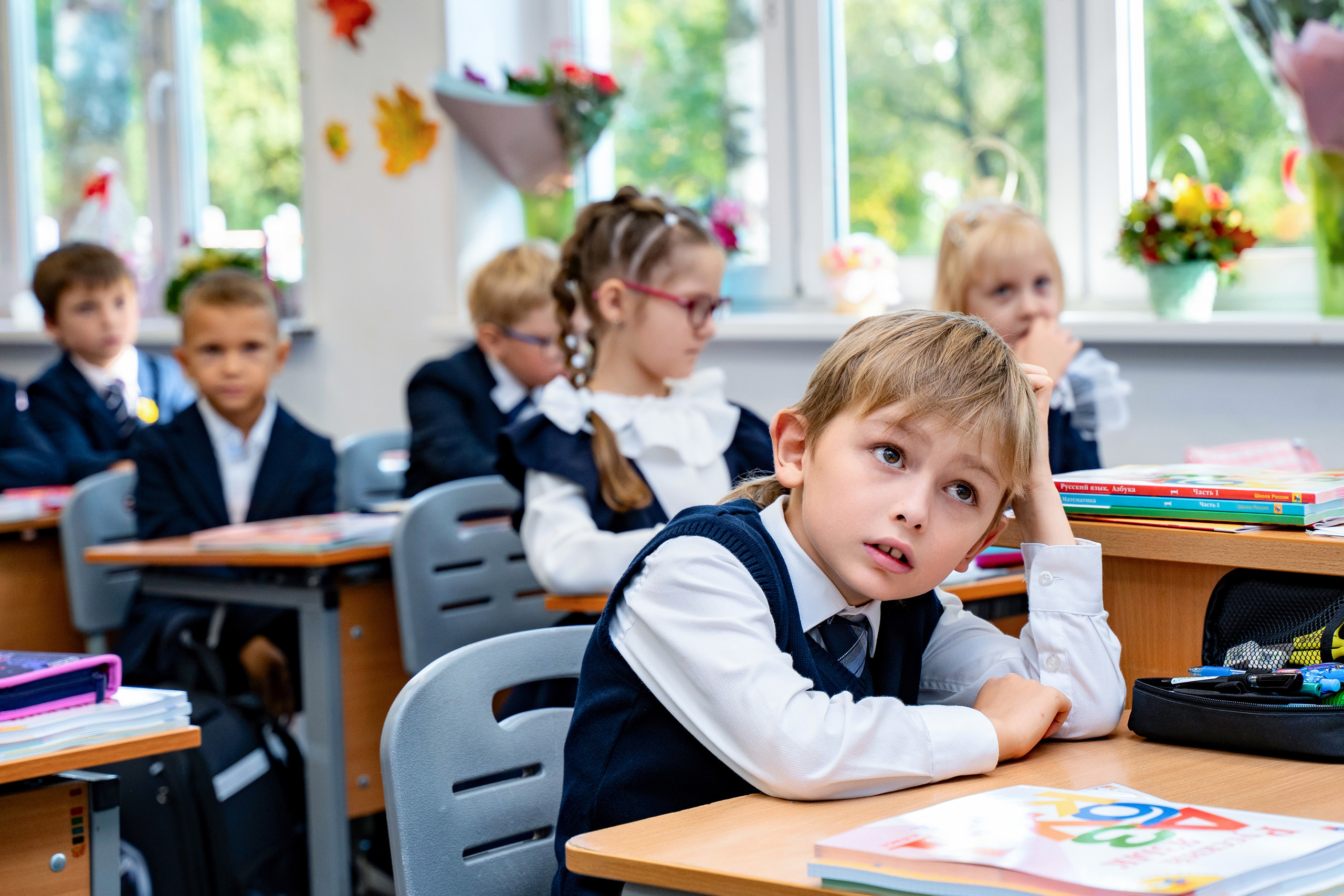 ШКОЛЬНАЯ СЪЕМКА (БЕЗ АЛЬБОМА). Школьная фотостудия «Like Moment» в Строгино