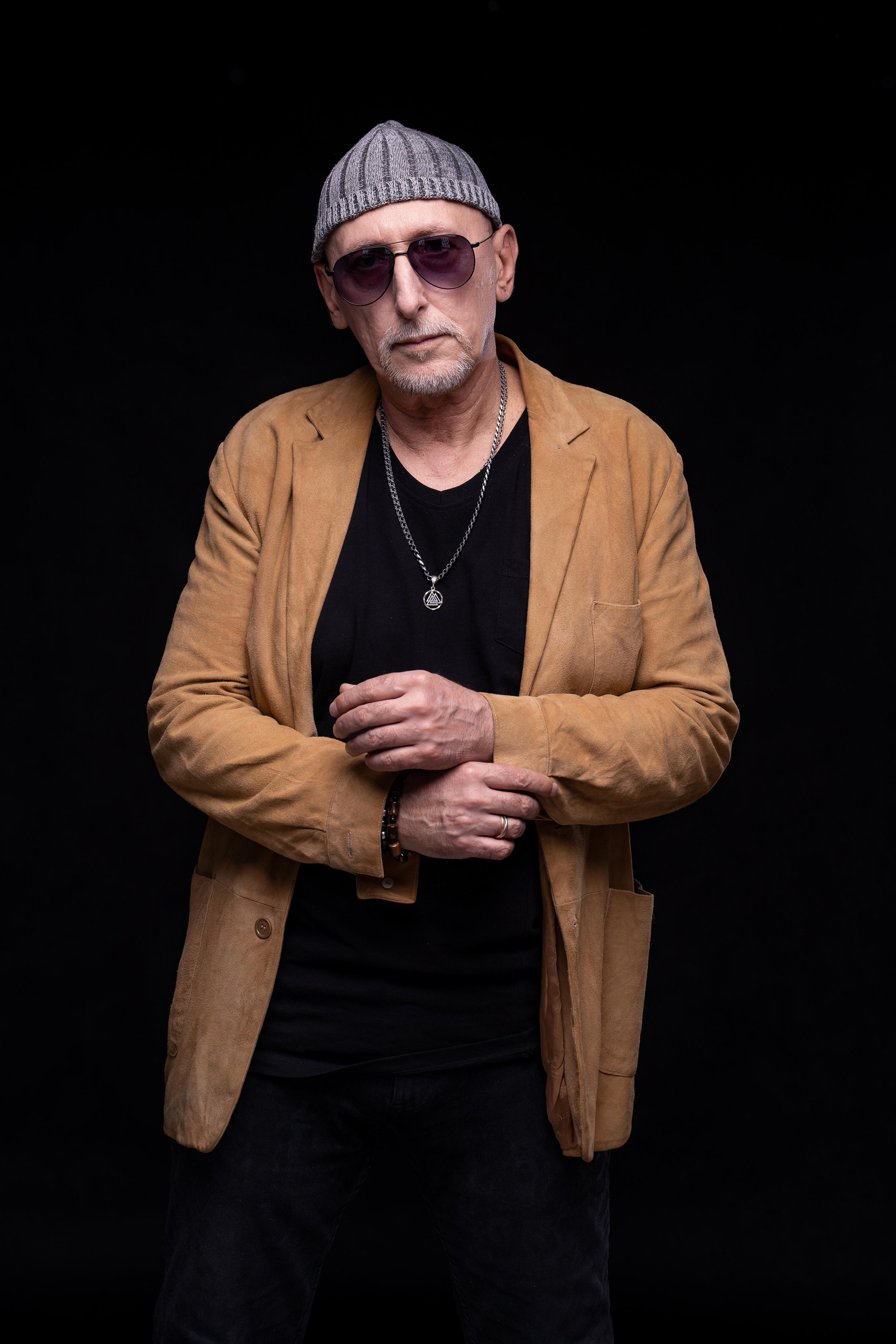 Группа КАРАКАЯ. Школьная фотостудия «Like Moment» в Строгино