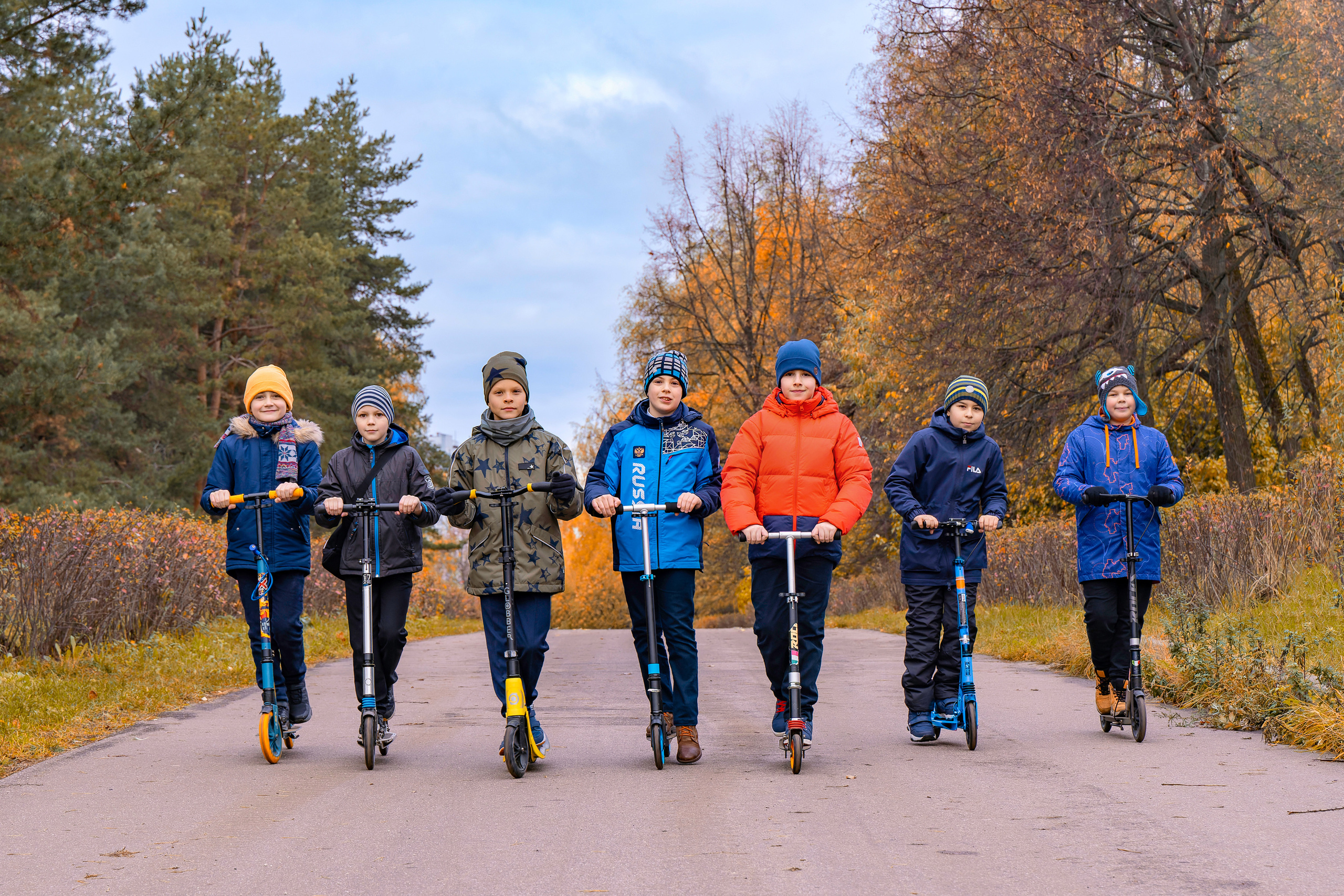 ШКОЛЬНАЯ СЪЕМКА (БЕЗ АЛЬБОМА). Школьная фотостудия «Like Moment» в Строгино
