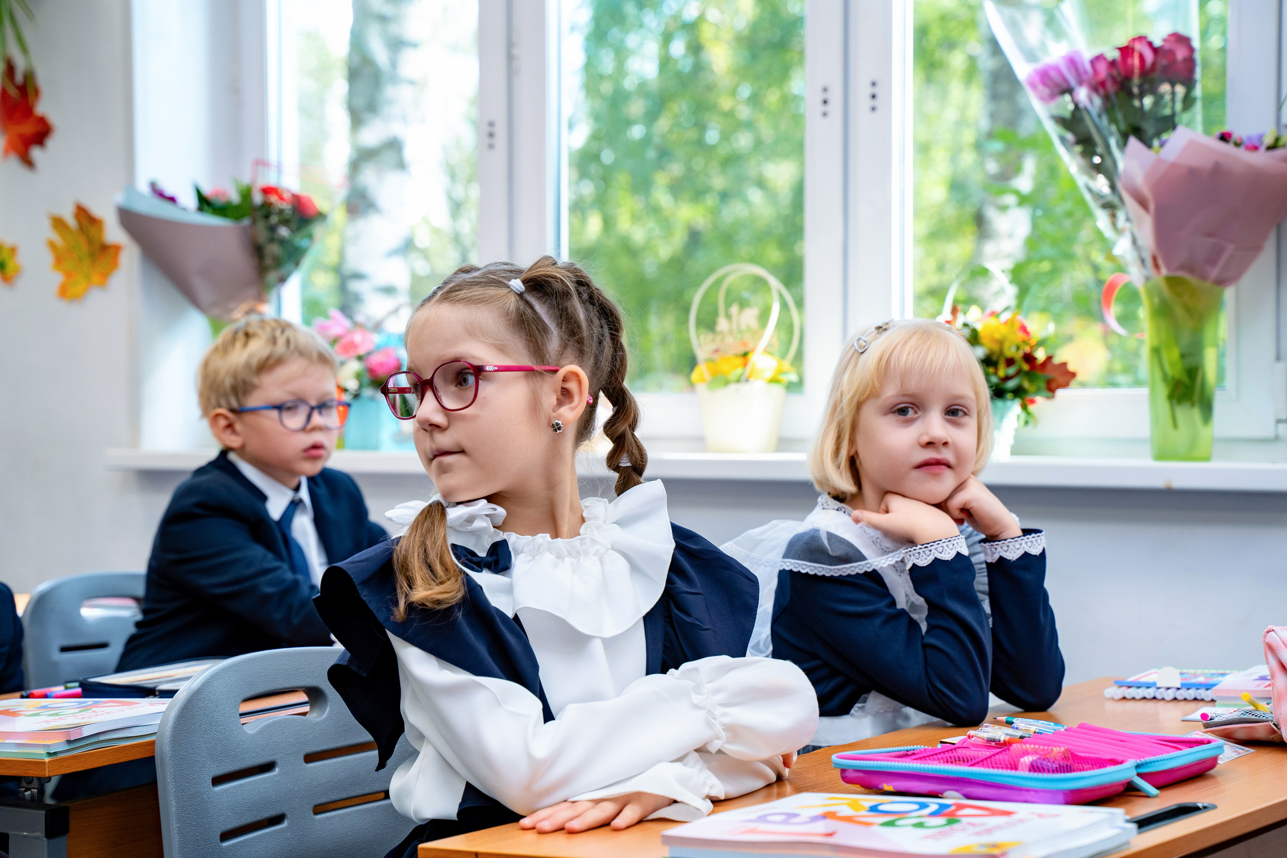 ШКОЛЬНАЯ СЪЕМКА (БЕЗ АЛЬБОМА). Школьная фотостудия «Like Moment» в Строгино