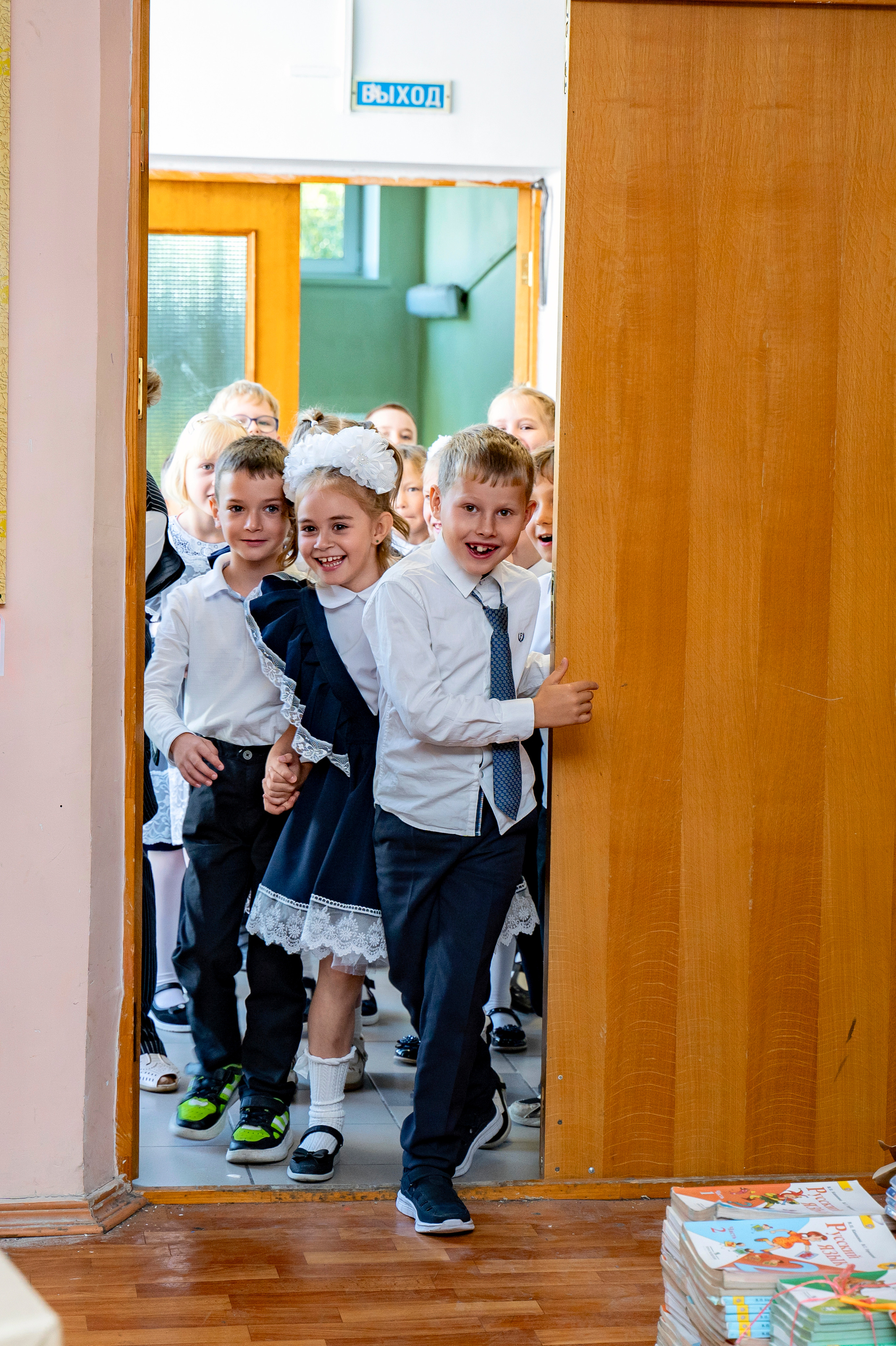 ШКОЛЬНАЯ СЪЕМКА (БЕЗ АЛЬБОМА). Школьная фотостудия «Like Moment» в Строгино