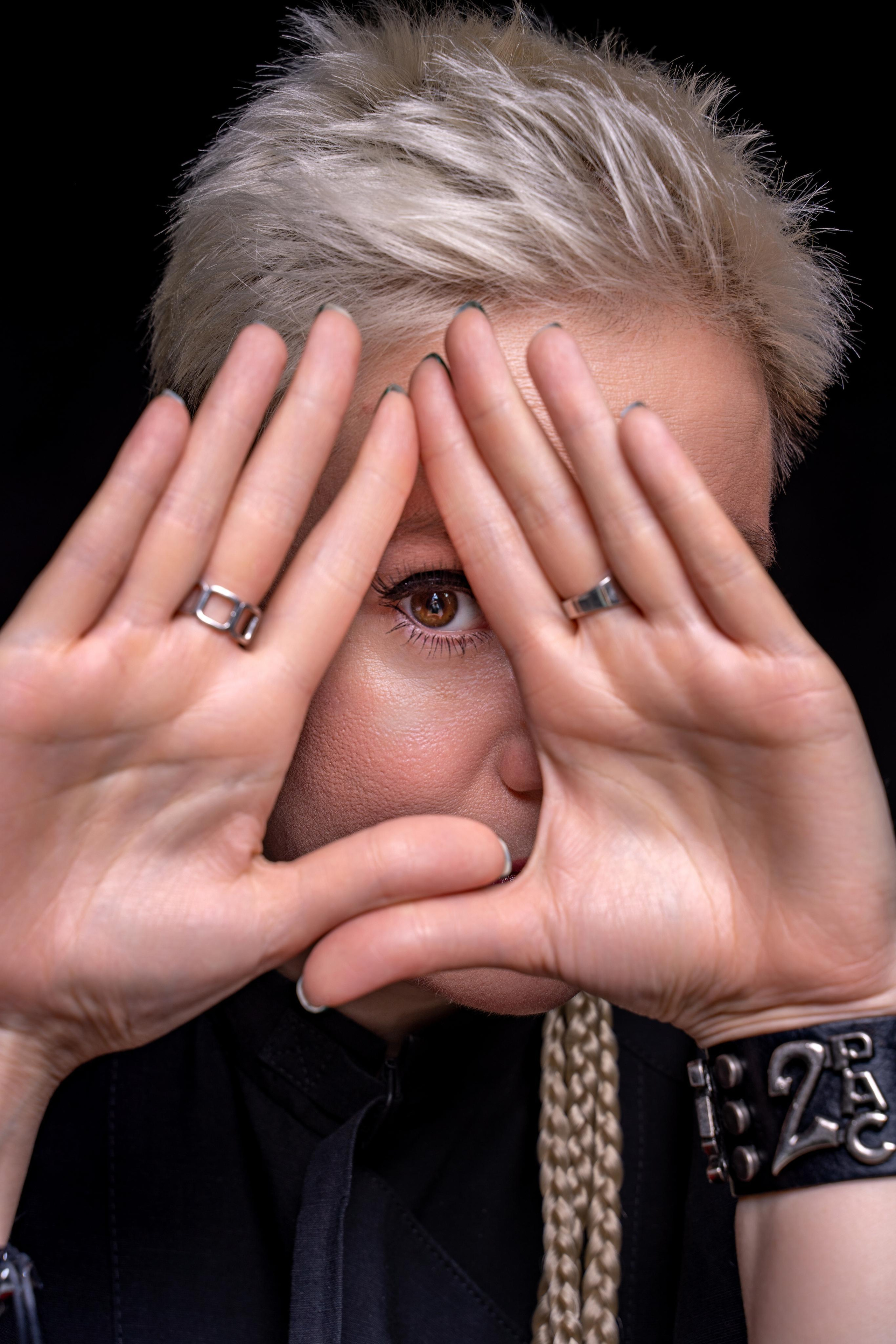 Группа КАРАКАЯ. Школьная фотостудия «Like Moment» в Строгино