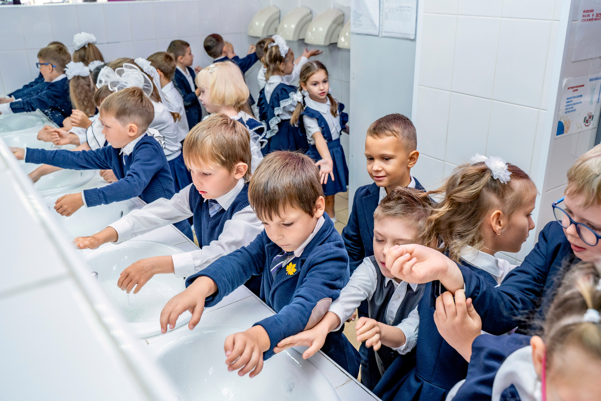 ШКОЛЬНАЯ СЪЕМКА (БЕЗ АЛЬБОМА). Школьная фотостудия «Like Moment» в Строгино