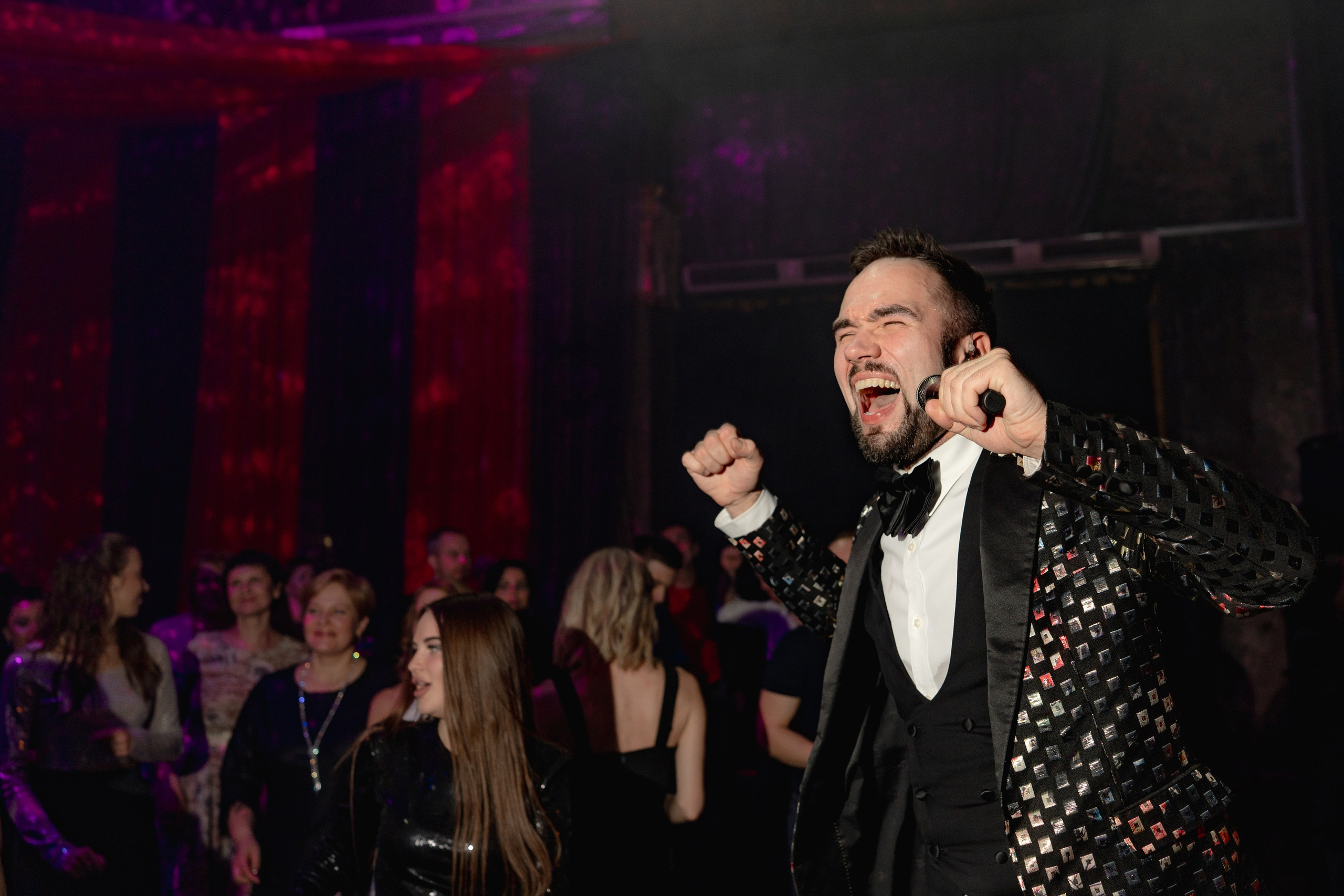 Новогодний корпоратив. КОРПОРАТИВНЫЙ, ИМИДЖЕВЫЙ И РЕПОРТАЖНЫЙ ФОТОГРАФ МАКСИМ МЕШ