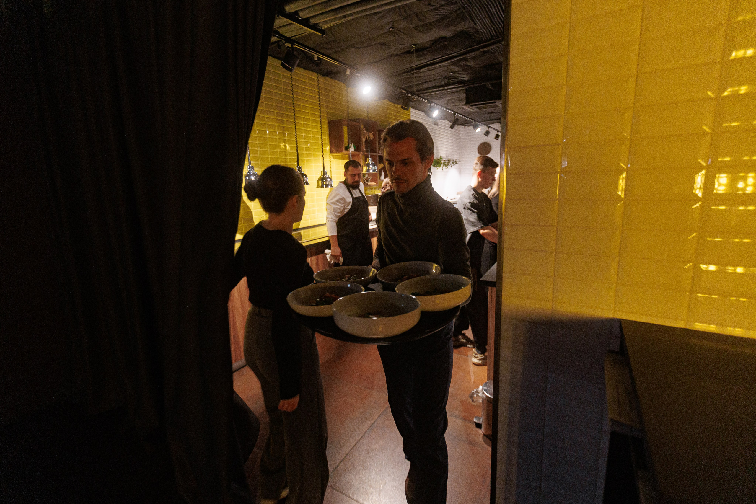 Фотографии с Гастроужина Честер Челябинск 5 ЛЕТ.5 ШЕФОВ