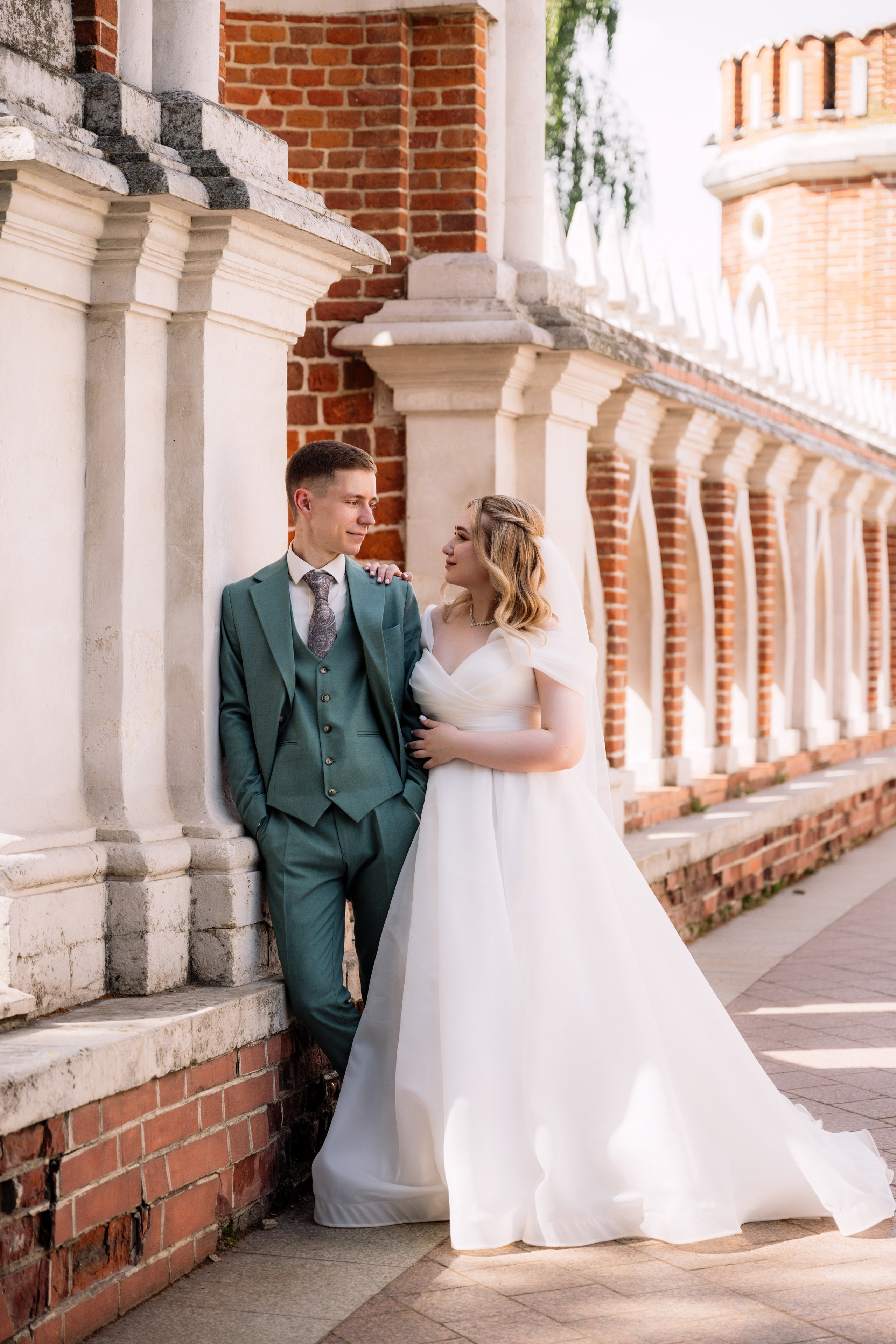 Свадебная прогулка в Царицино. Фотограф в Москве Алёна Степутенко