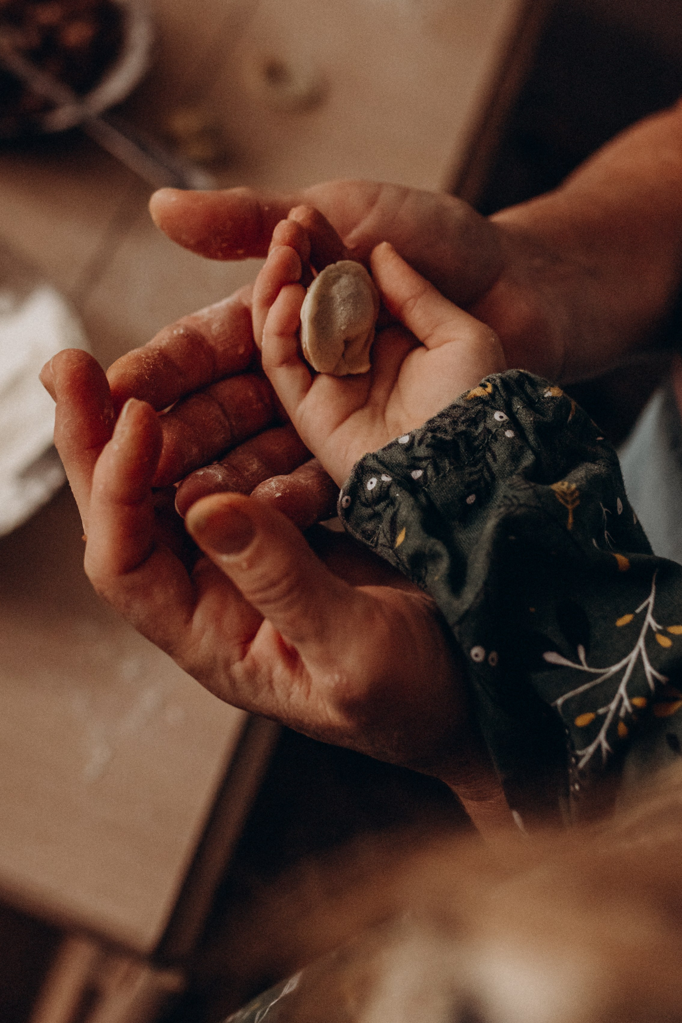 Бабушка с внуками. Семейный фотограф lifestyle в Новосибирске Елена Шпилевая