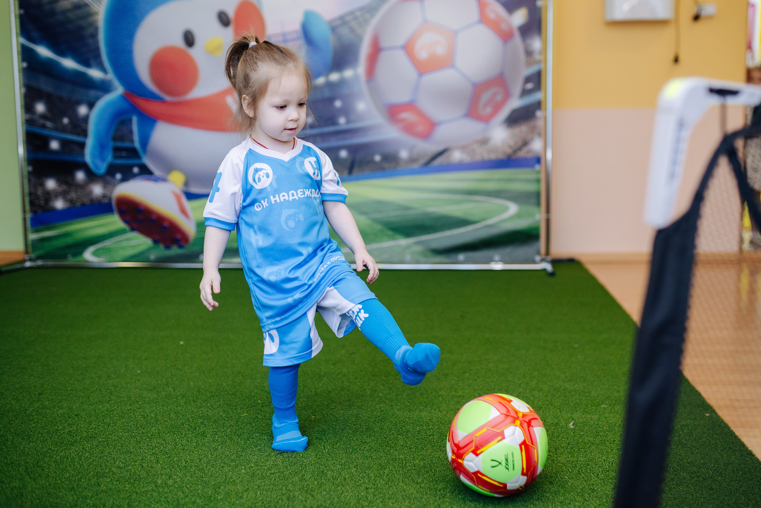 Фотосессия с кубком в детских садах г. Магнитогорска. Денис Прохоров Фотограф в г. Магнитогорск