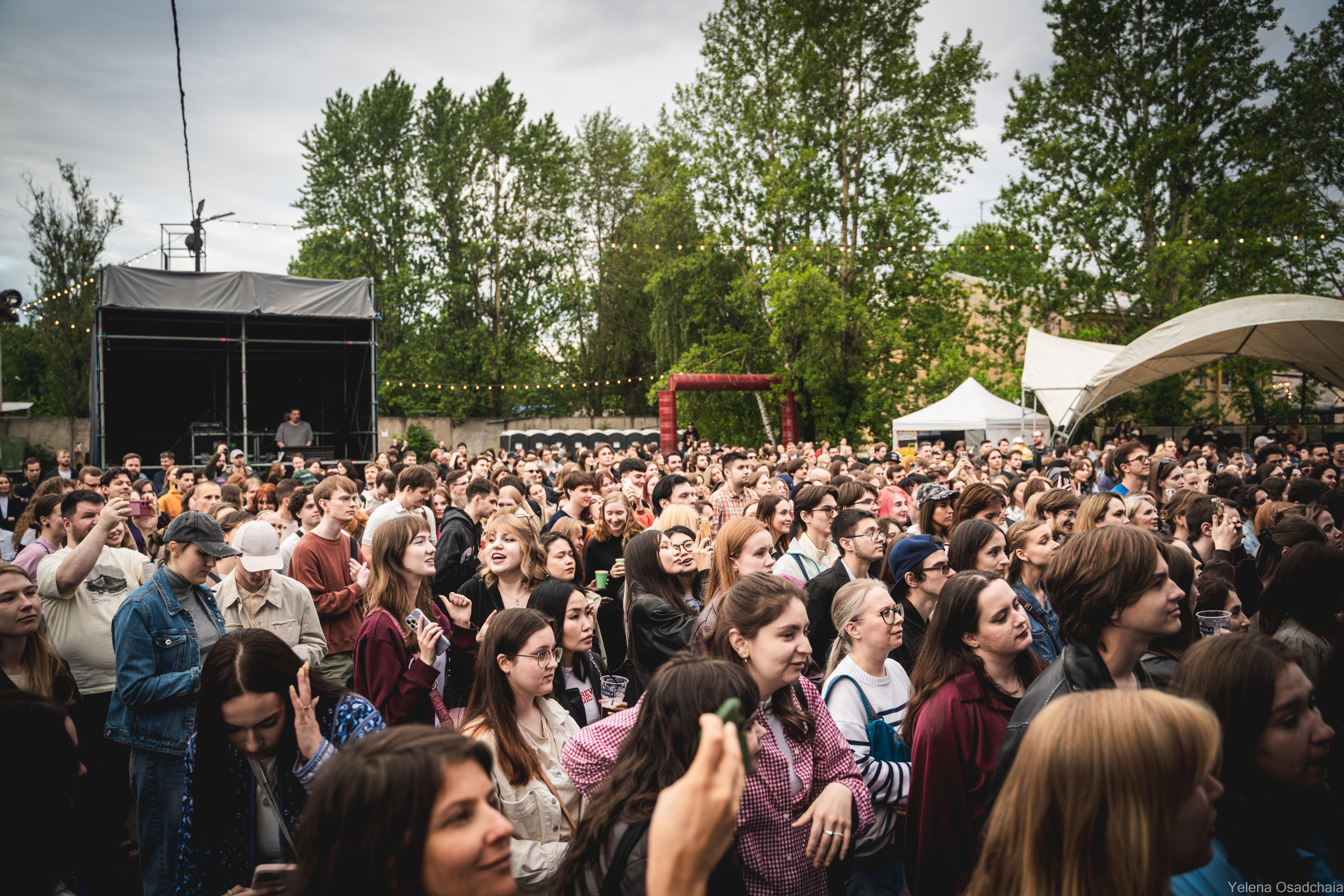 Свидание на Зеленой сцене. Елена Осадчая — фотографирую музыку на сцене и в жизни