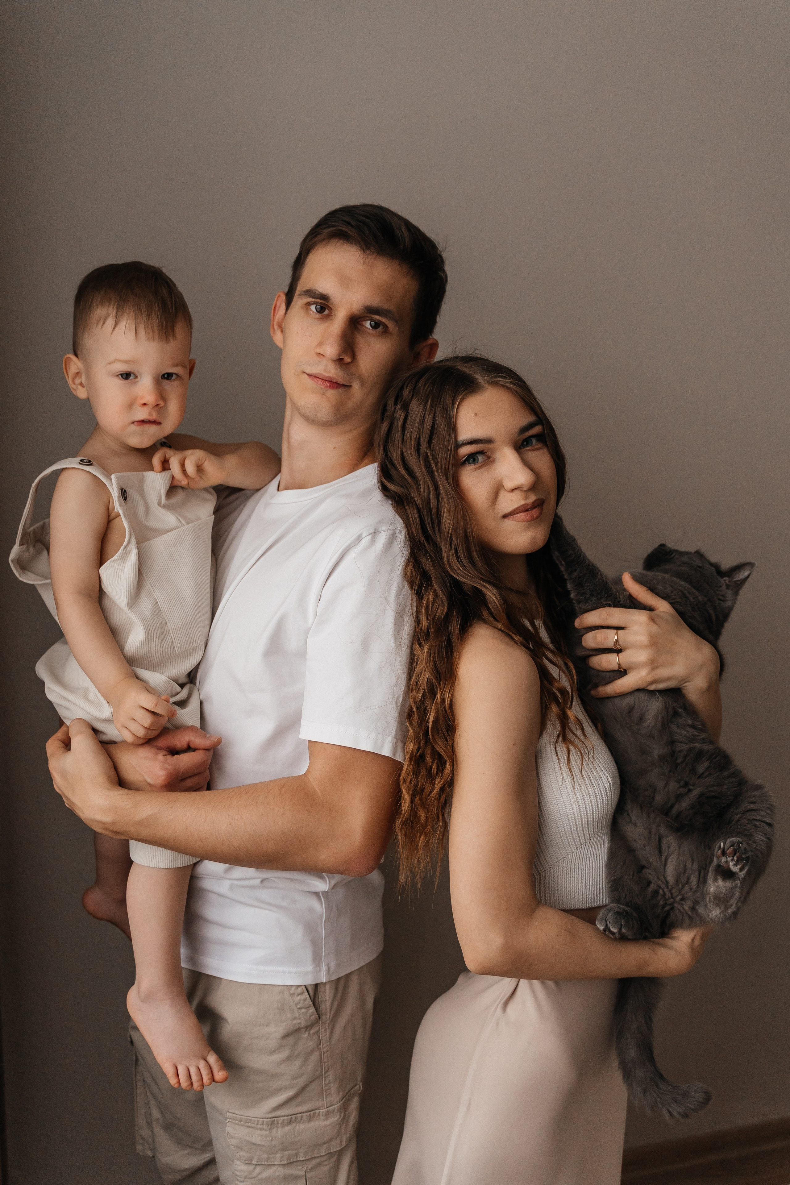 Вадим, Юля и Мирон. Волик Мария