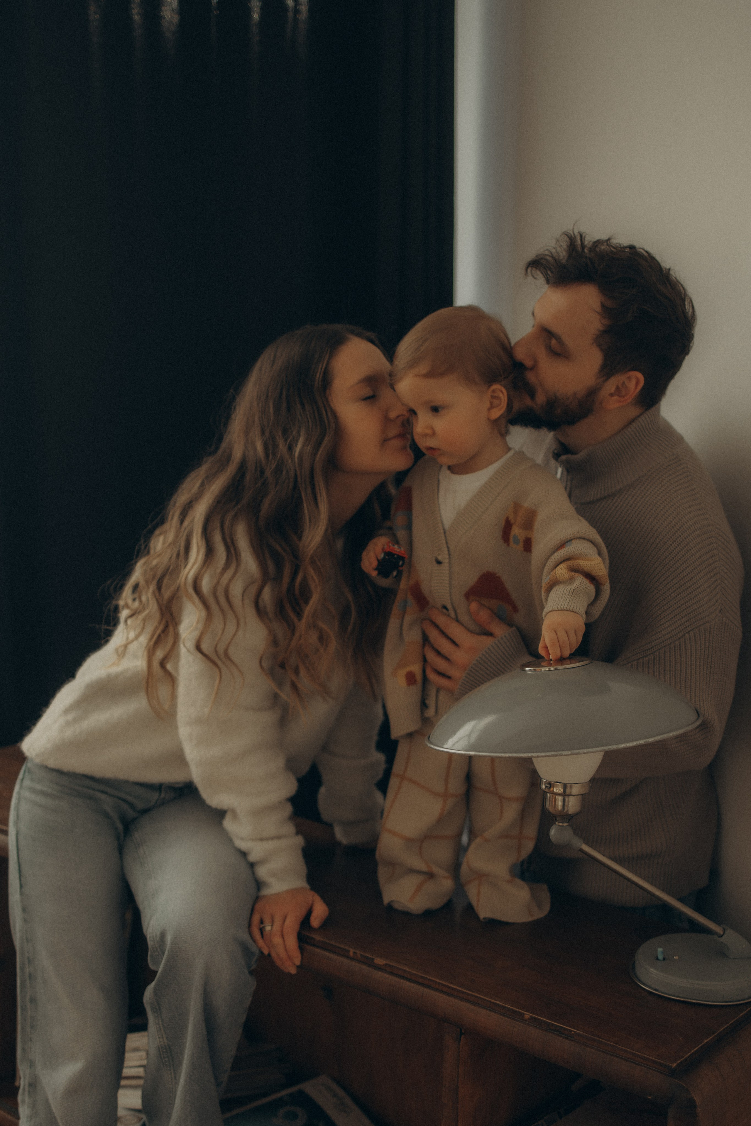 Оля, Дима и Ярик. Фотокарточки о вас и о большой любви!