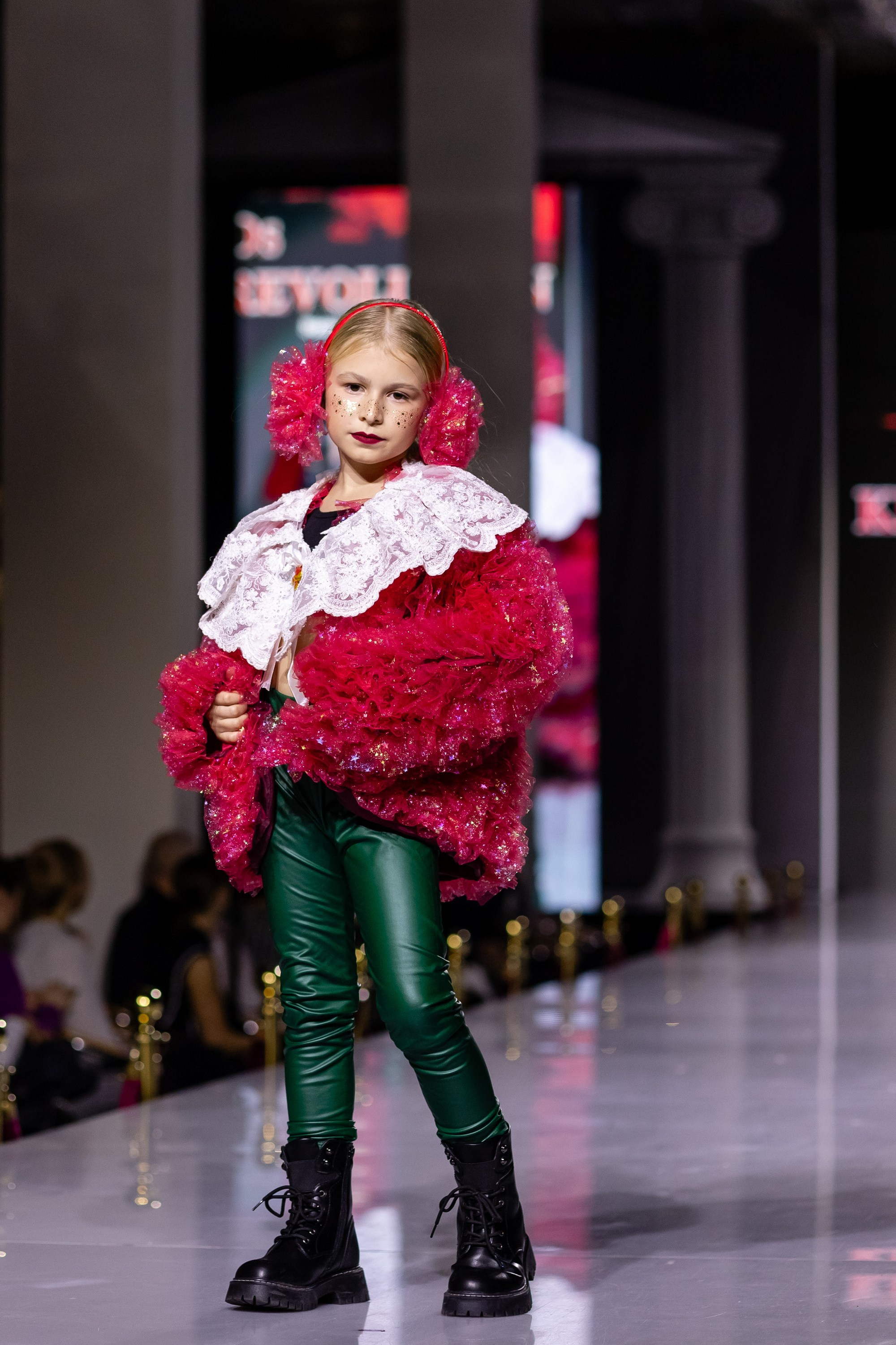 ESTET FASHION WEEK (KIDs REVOLUTION). Татьяна Чернышова свадебный фотограф Москва