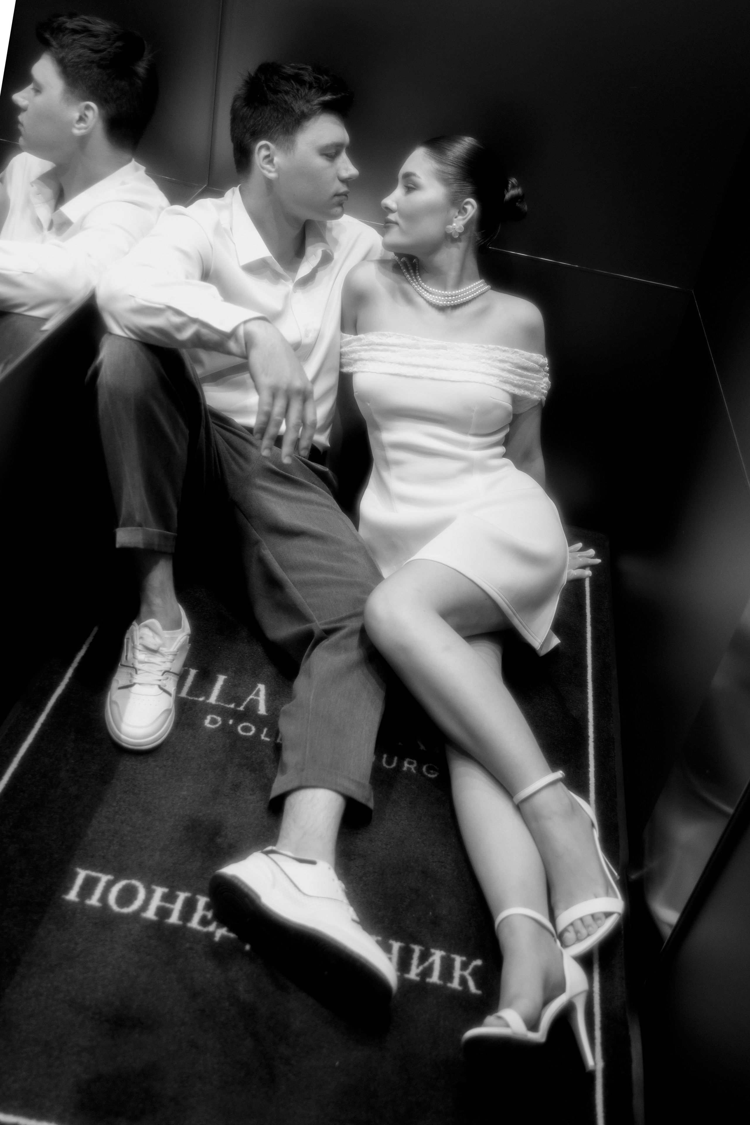 В особняке принца Ольденбургского. Fashion Фотограф в СПб Yana Kochkina