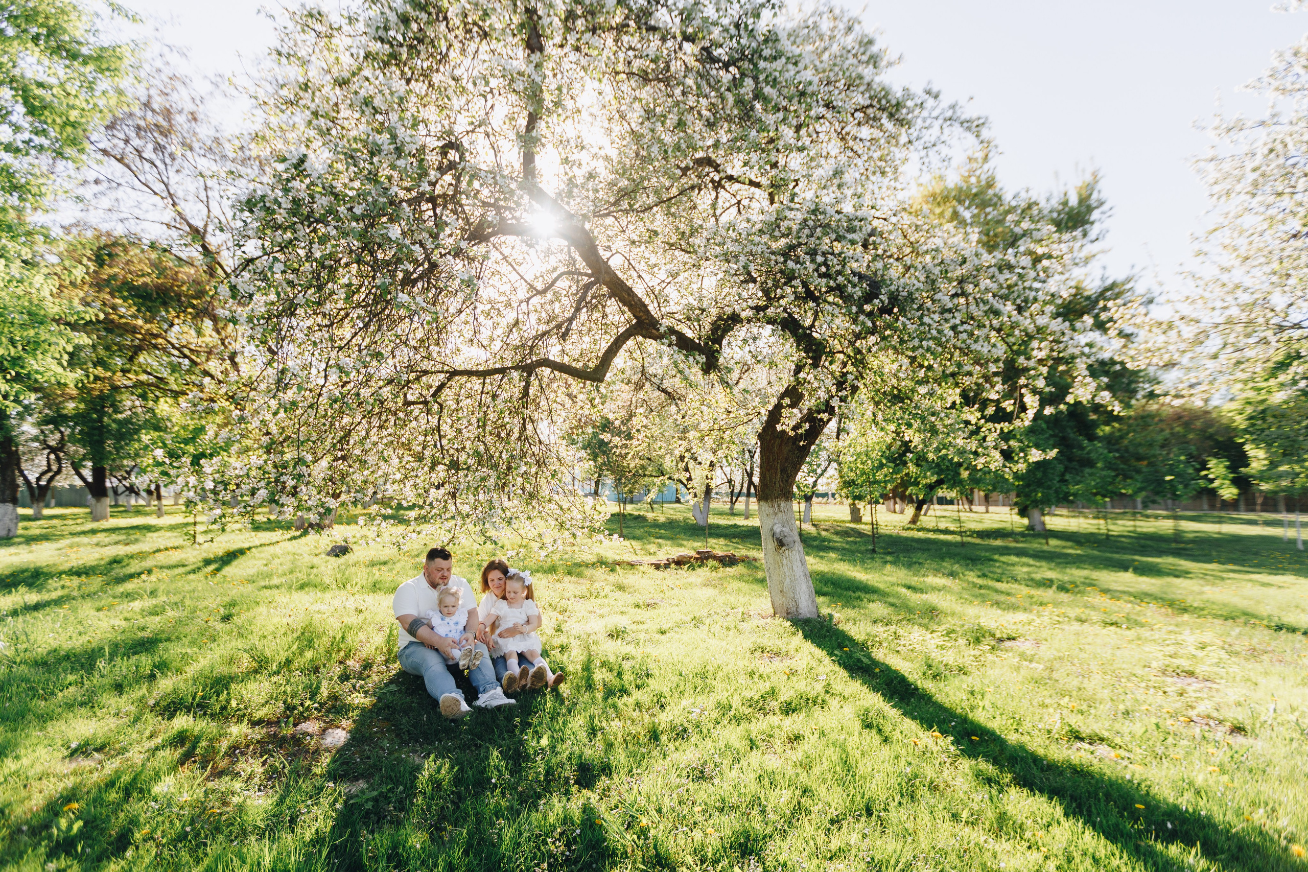 Семья весной. Свадебный семейный фотограф и видеограф Гомель Минск Беларусь Европа