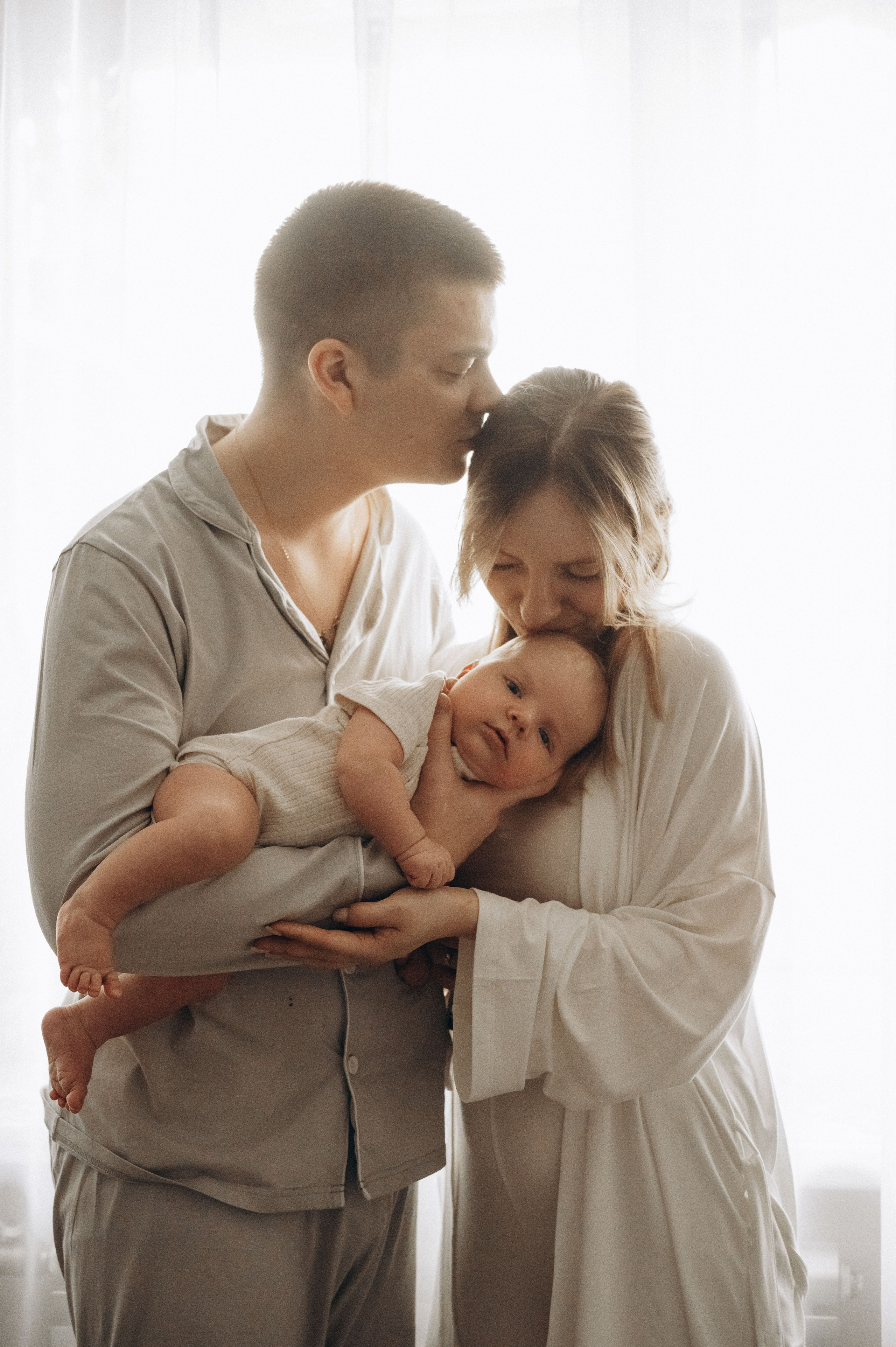 Иван, Ксения и Лев. Фотограф беременности и семьи, домашние съемки, Ньюборн