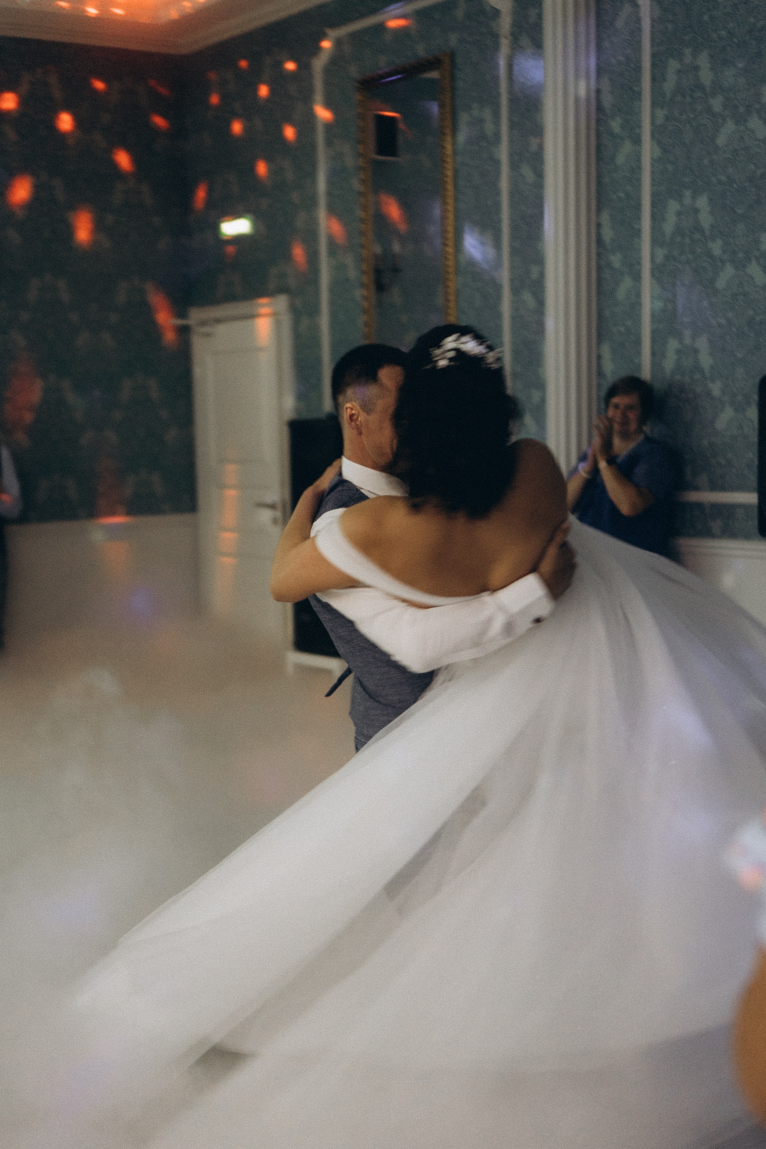 ТАНЕЦ ЖЕНИХА И НЕВЕСТЫ. Профессиональный фотограф, Санкт-Петербург — Виктория Богомолова