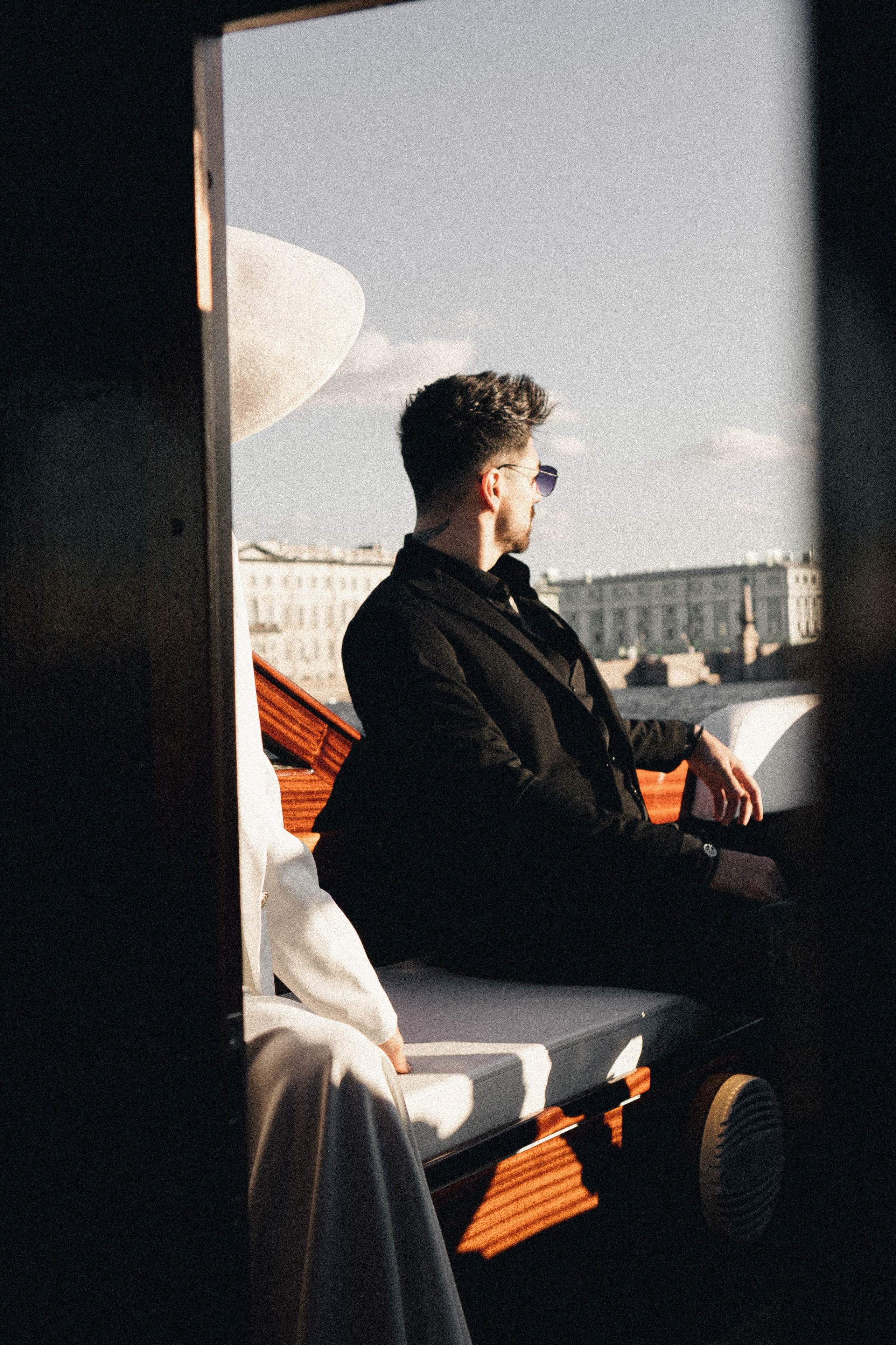 СВАДЕНБНАЯ СЬЕМКА НА КАТЕРЕ ПО КАНАЛАМ САНКТ-ПЕТЕРБУРГА И В АКВАТОРИИ НЕВЫ. Профессиональный фотограф, Санкт-Петербург — Виктория Богомолова