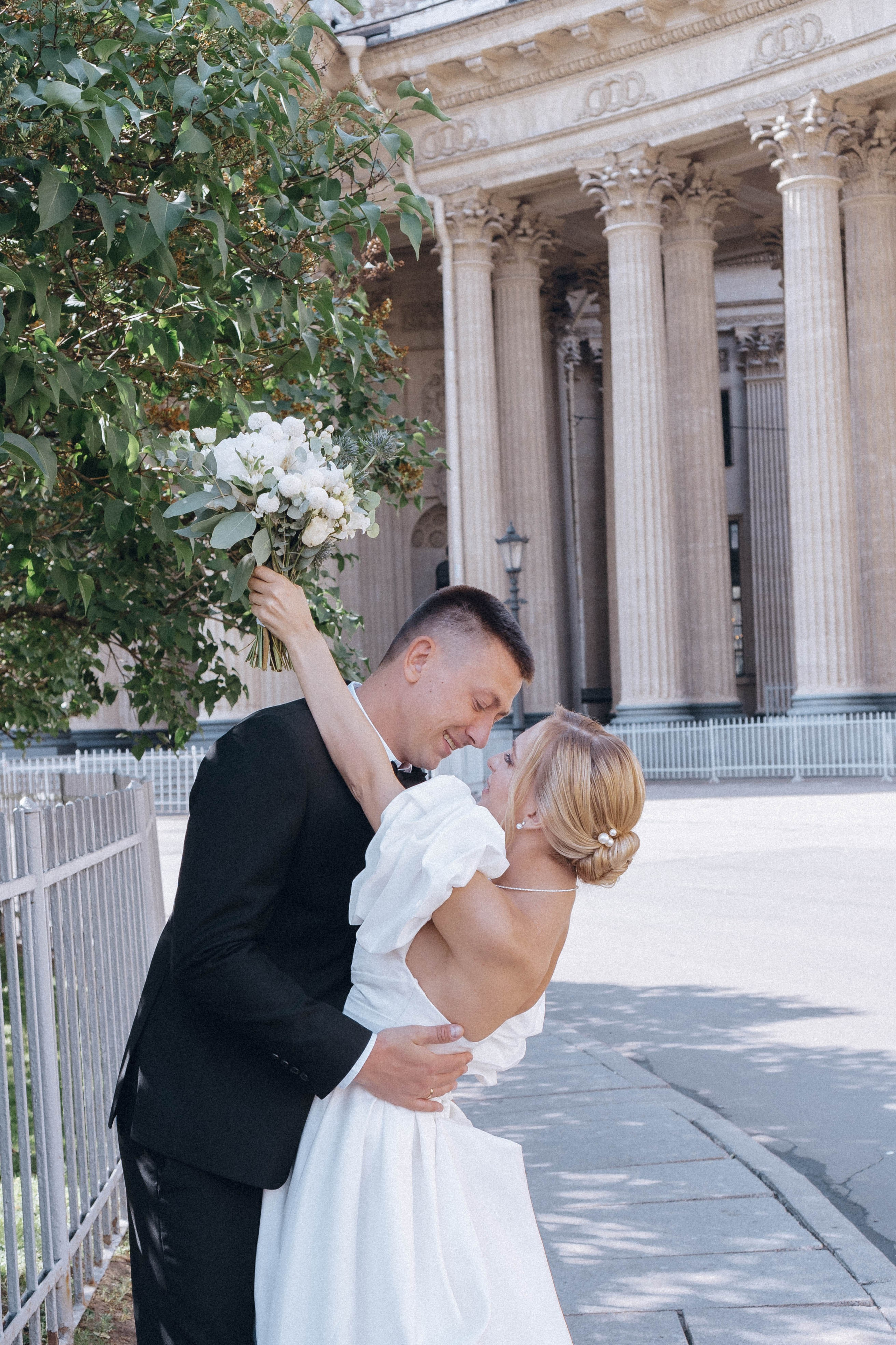 СВАДЕНБНАЯ СЬЕМКА НА КАТЕРЕ ПО КАНАЛАМ САНКТ-ПЕТЕРБУРГА И В АКВАТОРИИ НЕВЫ. Профессиональный фотограф, Санкт-Петербург — Виктория Богомолова