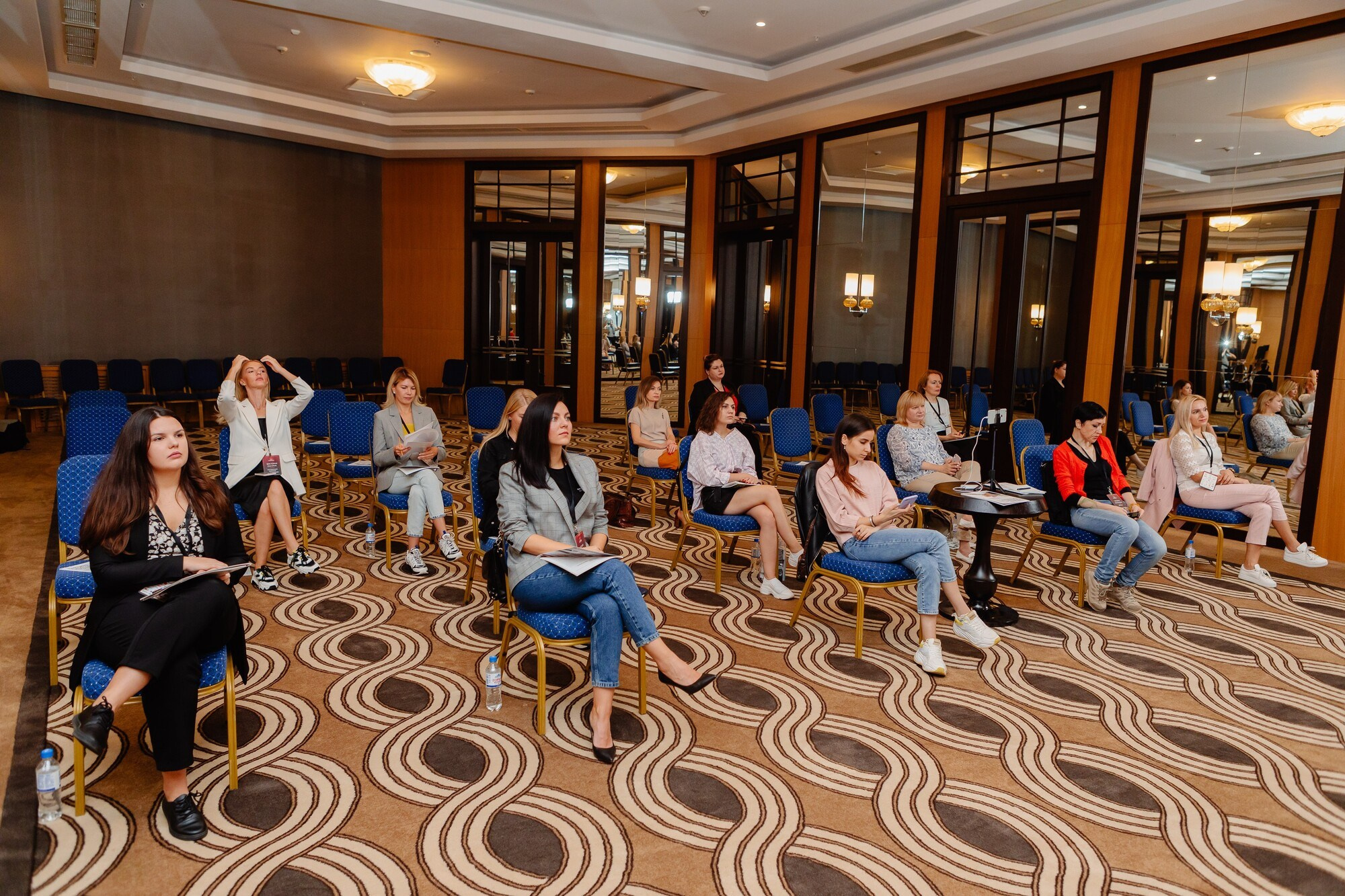 ПРАВА ПОТРЕБИТЕЛЕЙ И КАЧЕСТВО ОБСЛУЖИВАНИЯ 2020. Фотограф в Сочи, Репортажный фотограф Виктор Кочков-Филатов