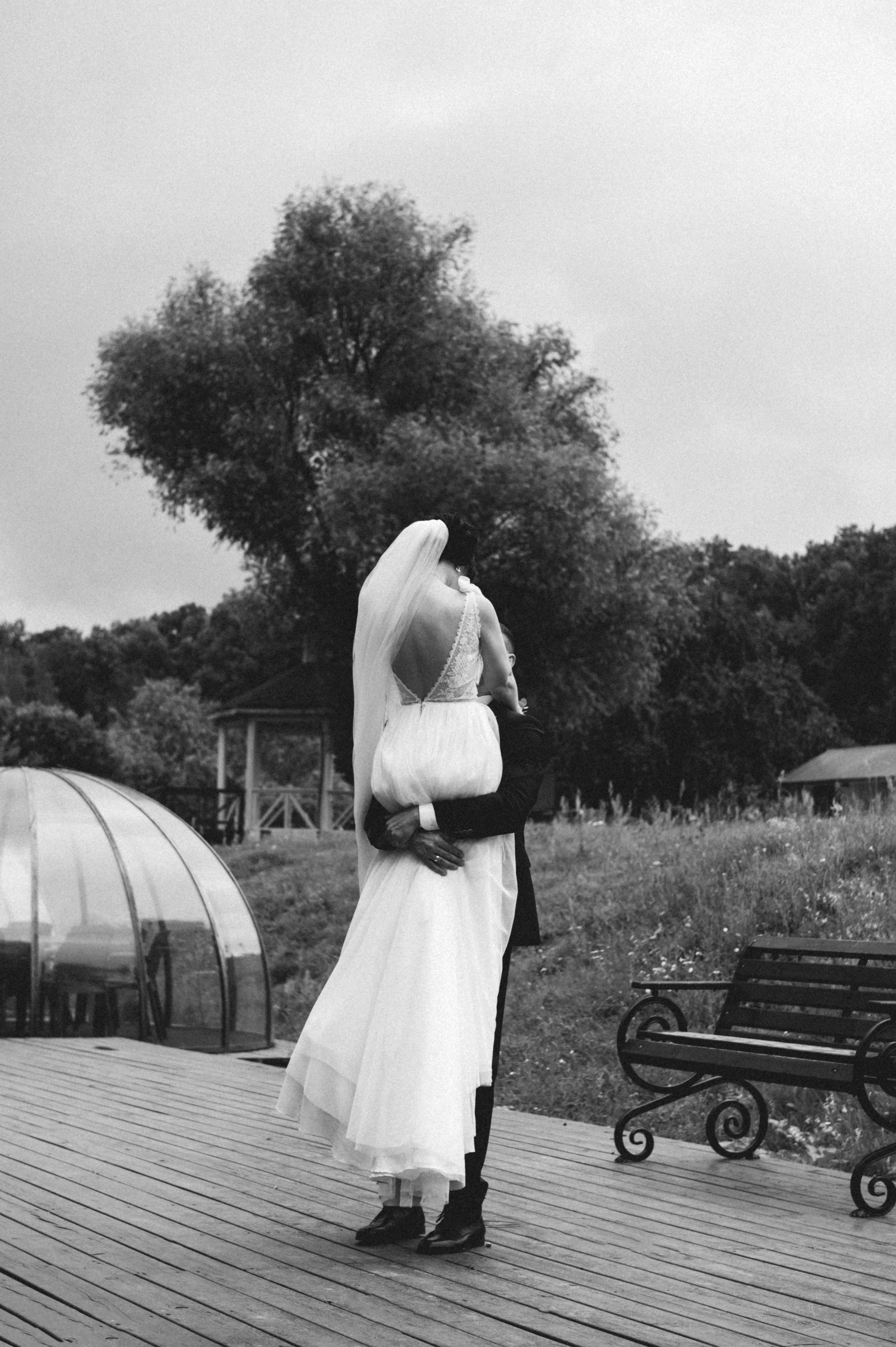 Свадьба с венчанием в Щелково. Прогулка в Гребнево, ресторан Кинза, отель Премиум. Свадебный и семейный фотограф Виктория Носачёва. Щелково, Москва и МО