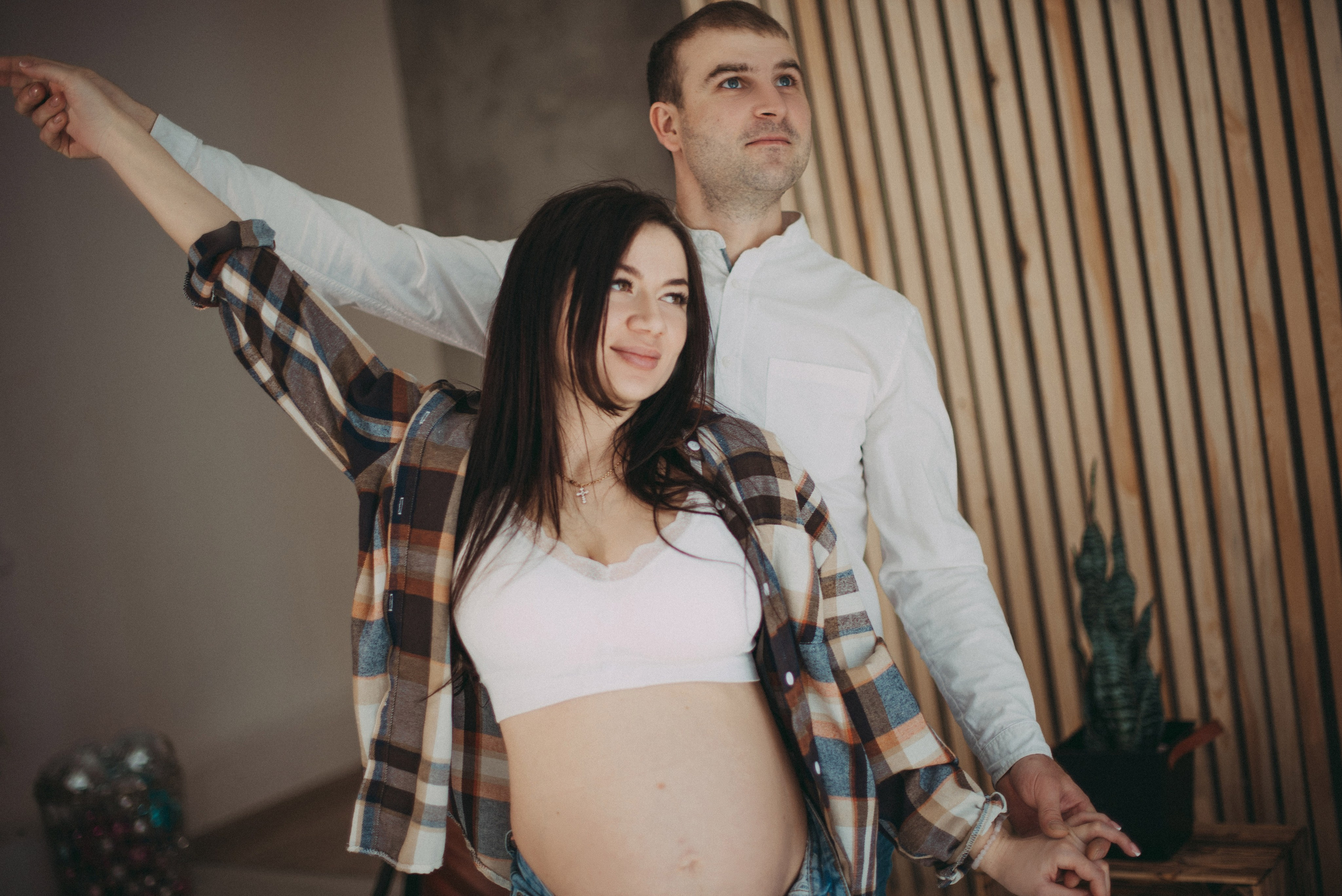 семейная пара , фотосессия во время беременности