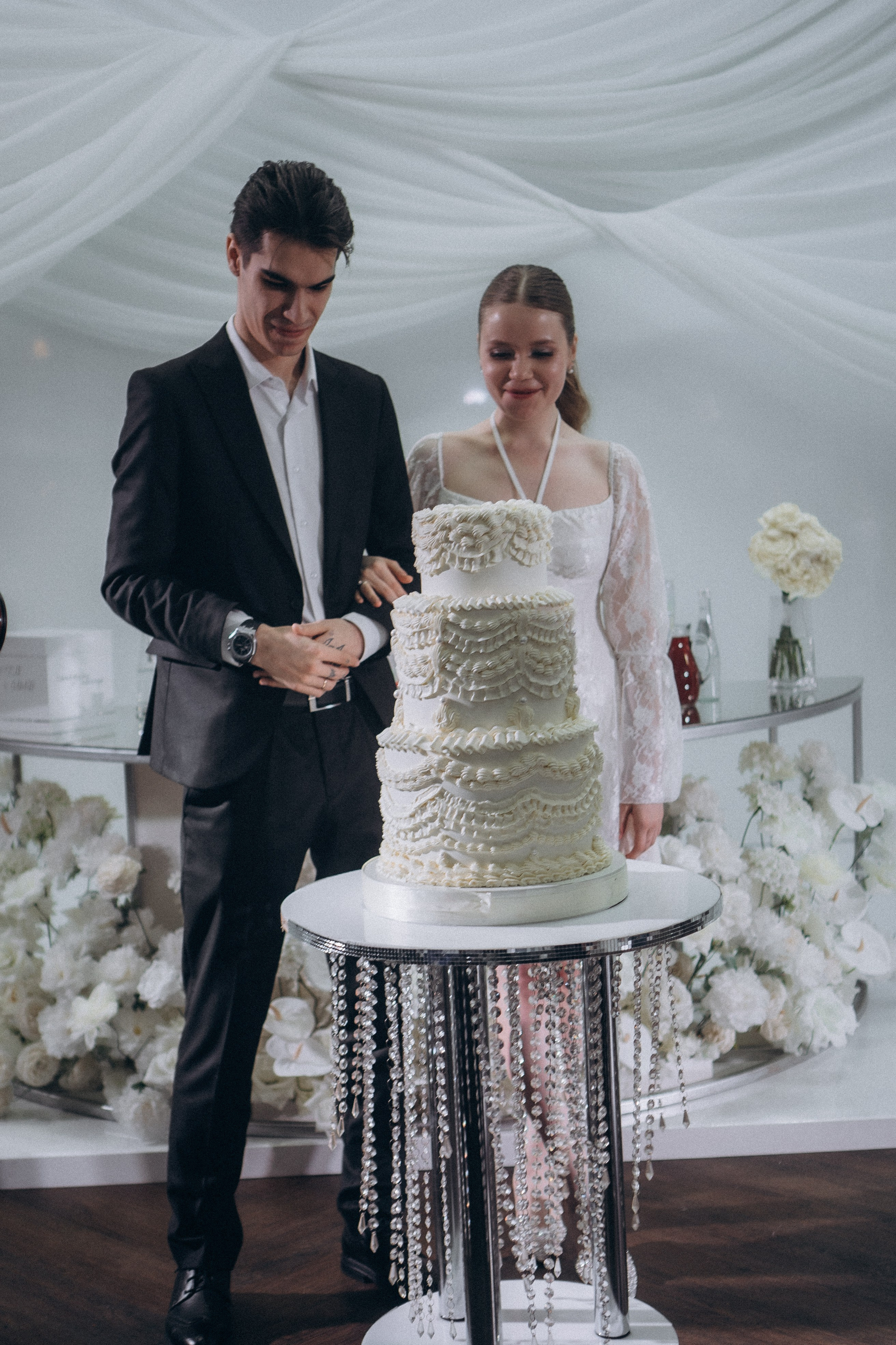 СВАДЕБНАЯ СЬЕМКА СБОРОВ В ОТЕЛЕ И ВЫЕЗД НА ЦЕРЕМОНИЮ (СНЯТО В СИБИРЕ В НИЖНЕВАРТОВСКЕ). Профессиональный фотограф, Санкт-Петербург — Виктория Богомолова