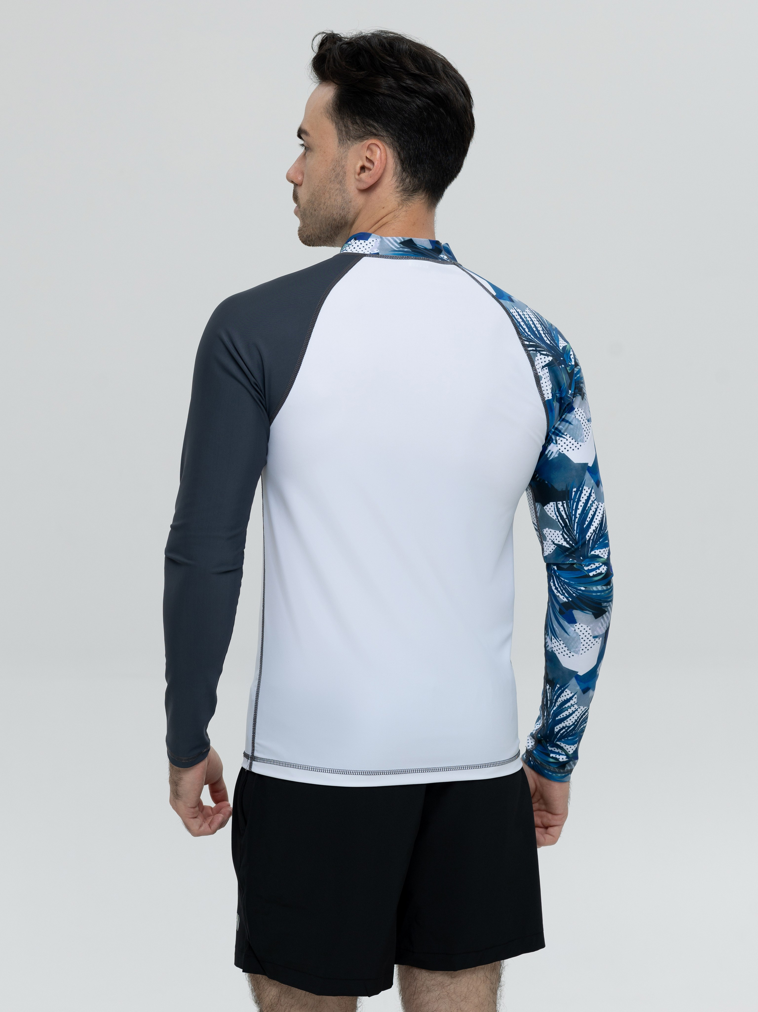 Гидрокостюмы. Агенство визуального контента