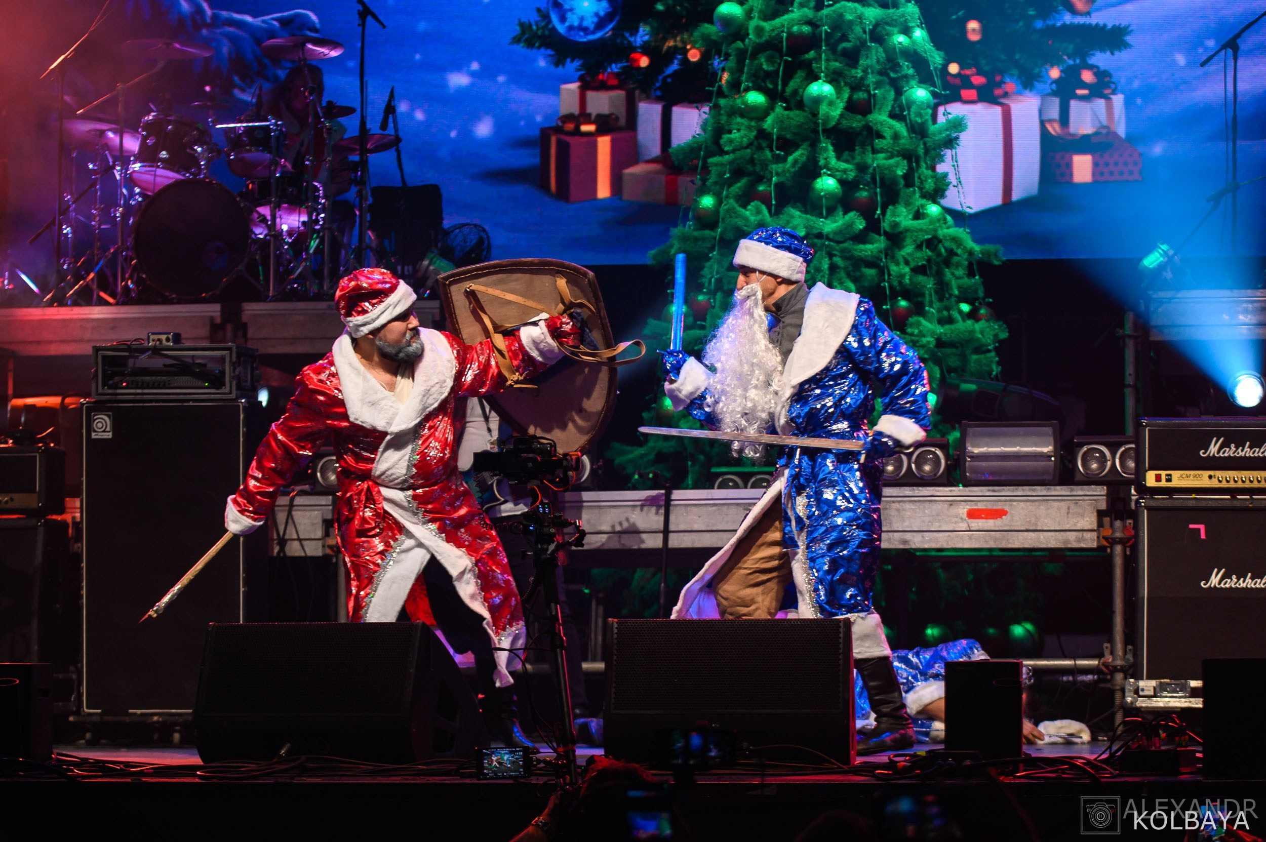 Фоторепортаж с Метал-Елки 2026. Концертный и театральный репортажный фотограф в Москве Александр Колбая