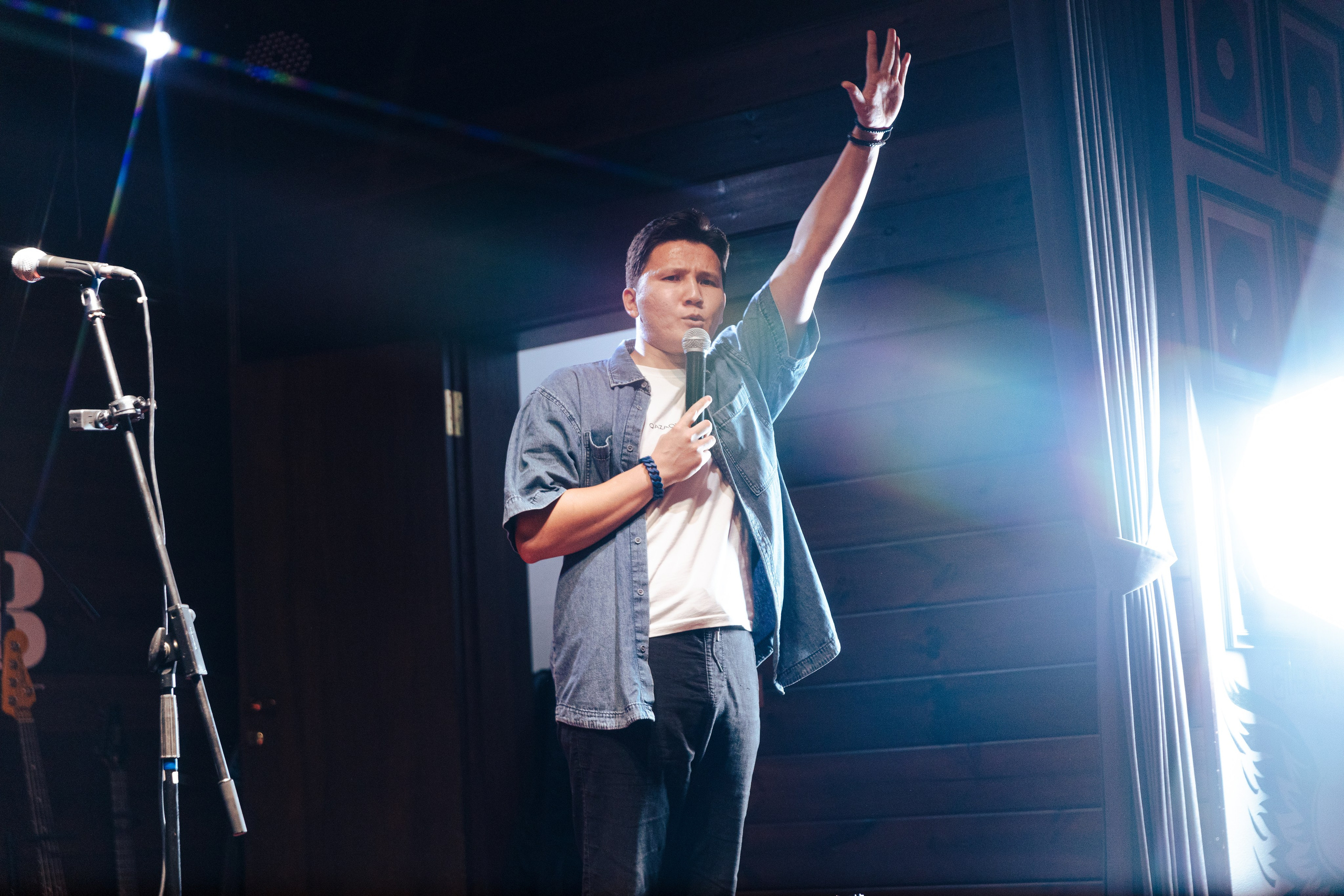 Концерт: «Не школа гитары». Портретный и репортажный фотограф в Астане Роман Григоров