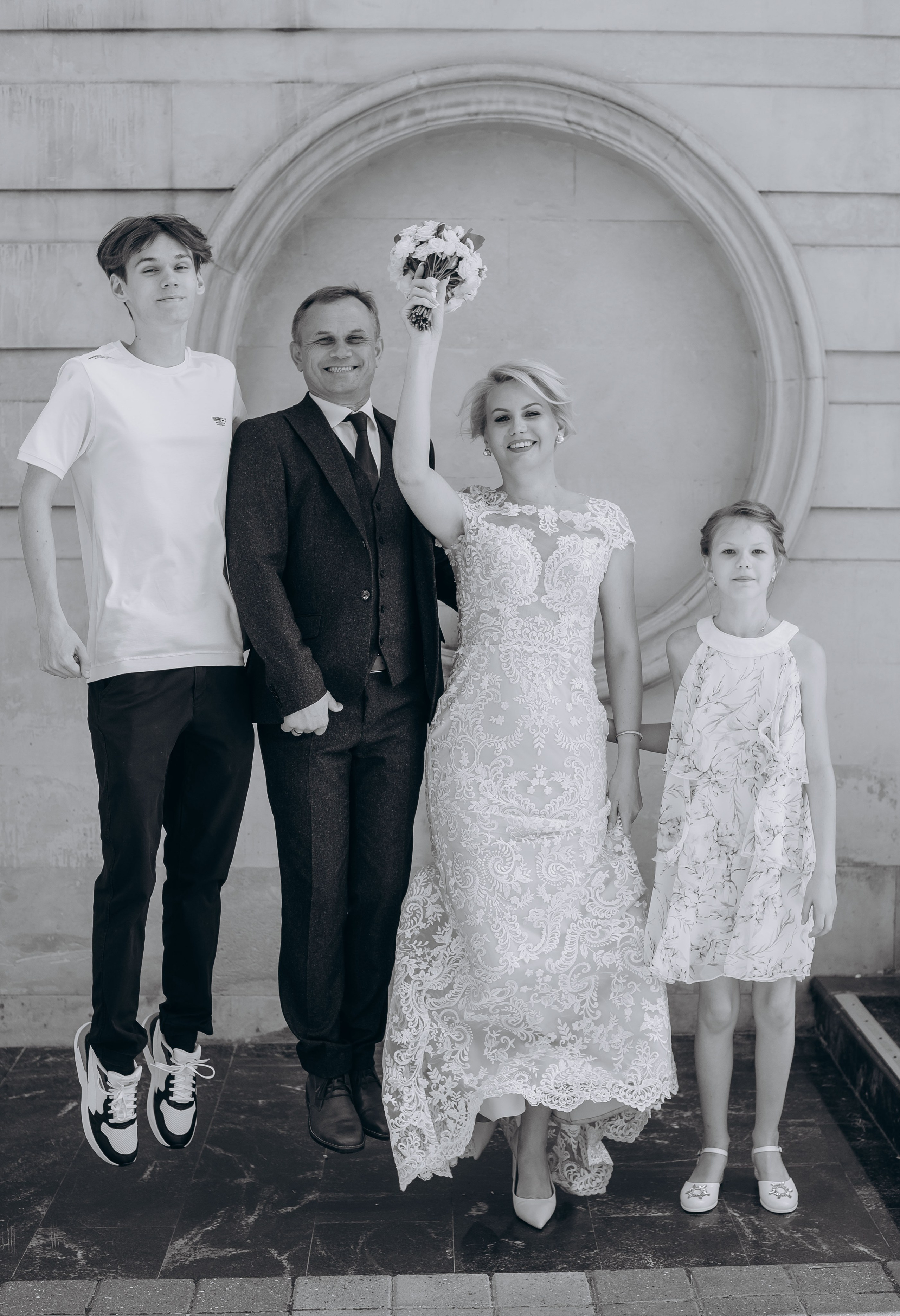 V. ЛИНА ЛАЗАРЕВА, Фотограф в Москве, МО и на юге России