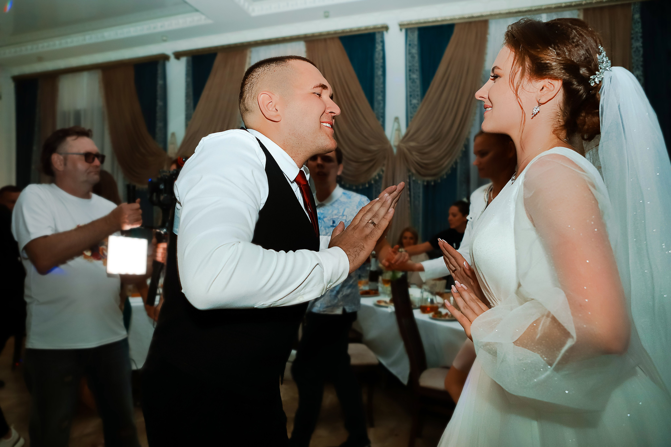 Юлия и Сергей. Свадебный фотограф Евгения Фролова г. Каменск-Шахтинский, Донецк, Ростов