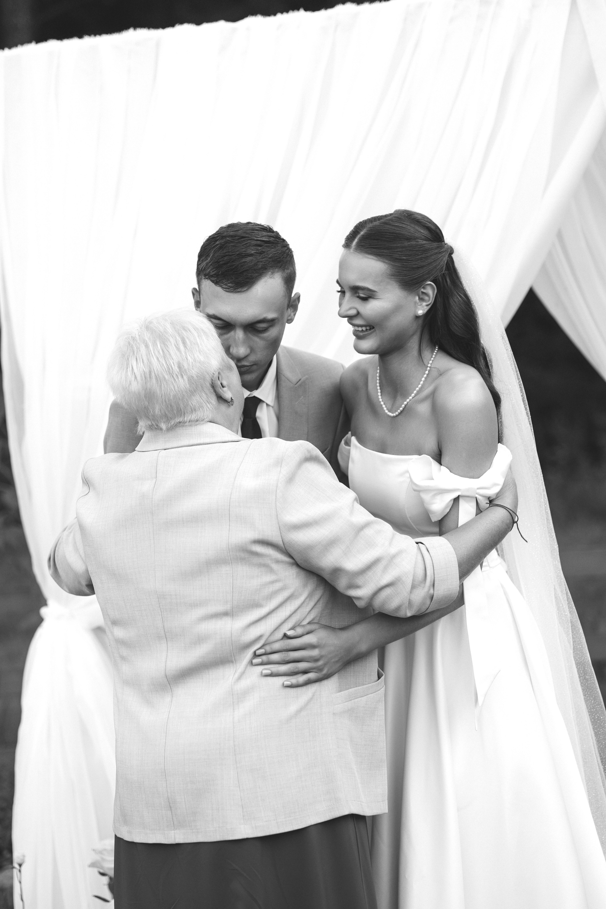 «как же тебя я люблю, сквозь ветер и дым сигарет!». Свадебный и портретный фотограф в Москве Анастасия Тихомирова