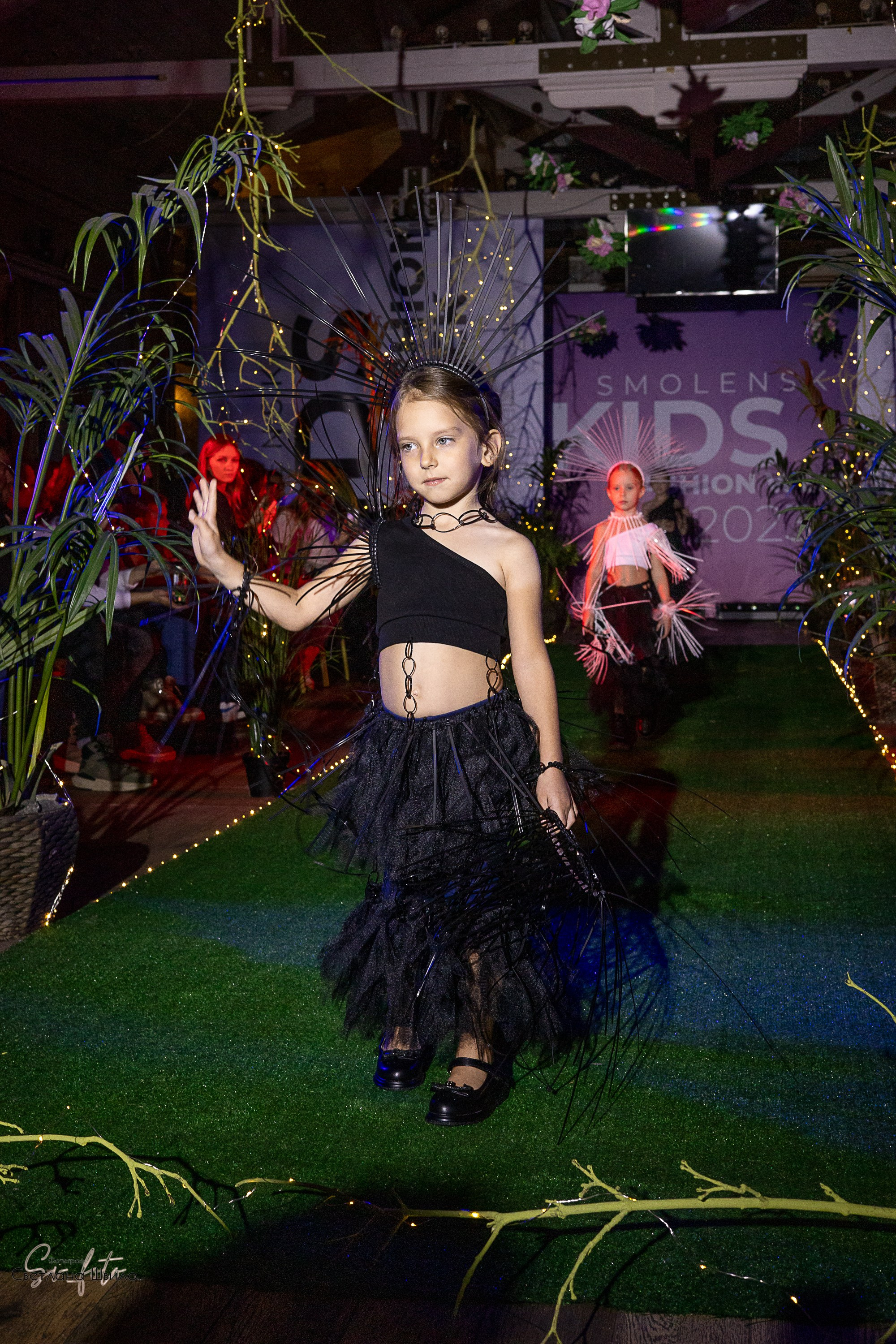 Smolensk Fashion Week_показы_ДЕНЬ 3_ФИНАЛ_Алиса в стране чудес. Главная