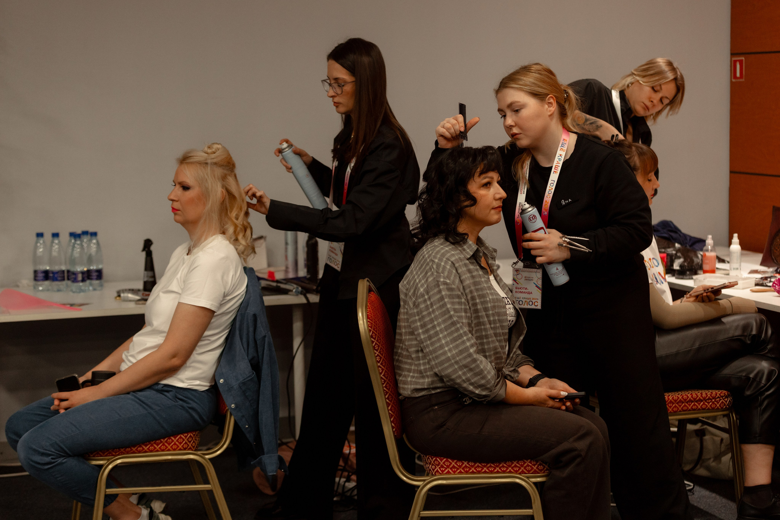 Backstage makeup. Благотворительный конкурс «Голос еще краше». 2025. Фотограф в Ростов-на-Дону Виктория Савчук