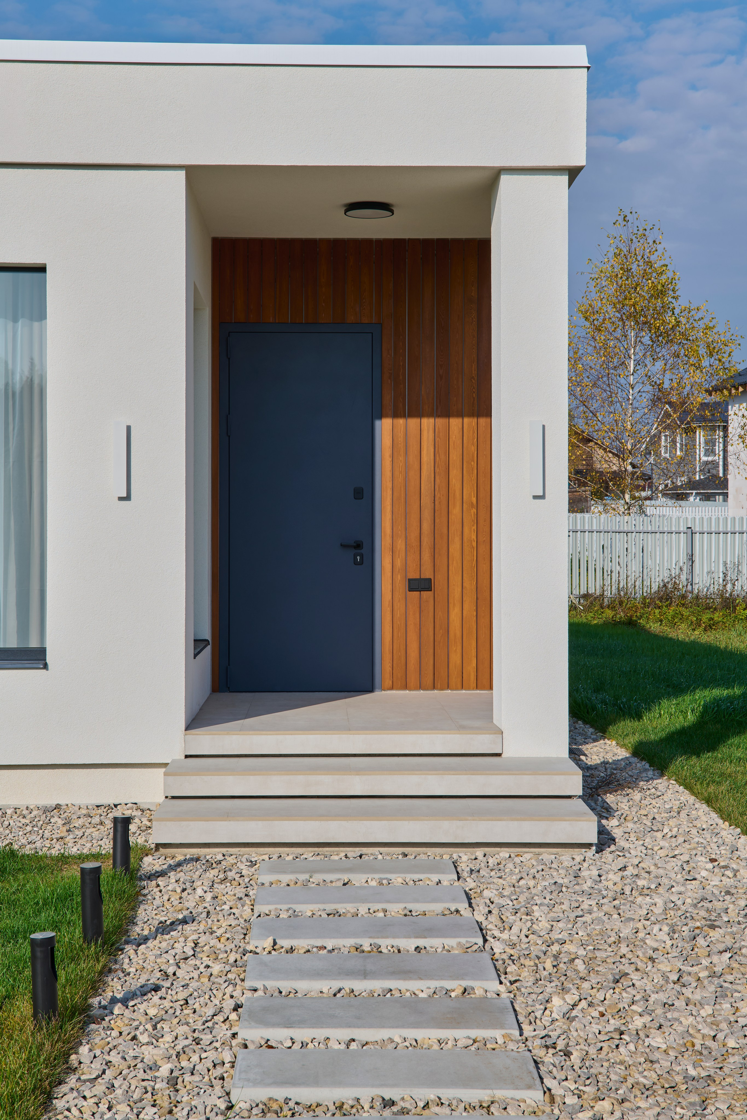 Светлый одноэтажный дом. Автомобильный и интерьерный фотограф в Минске Александр Тагаев