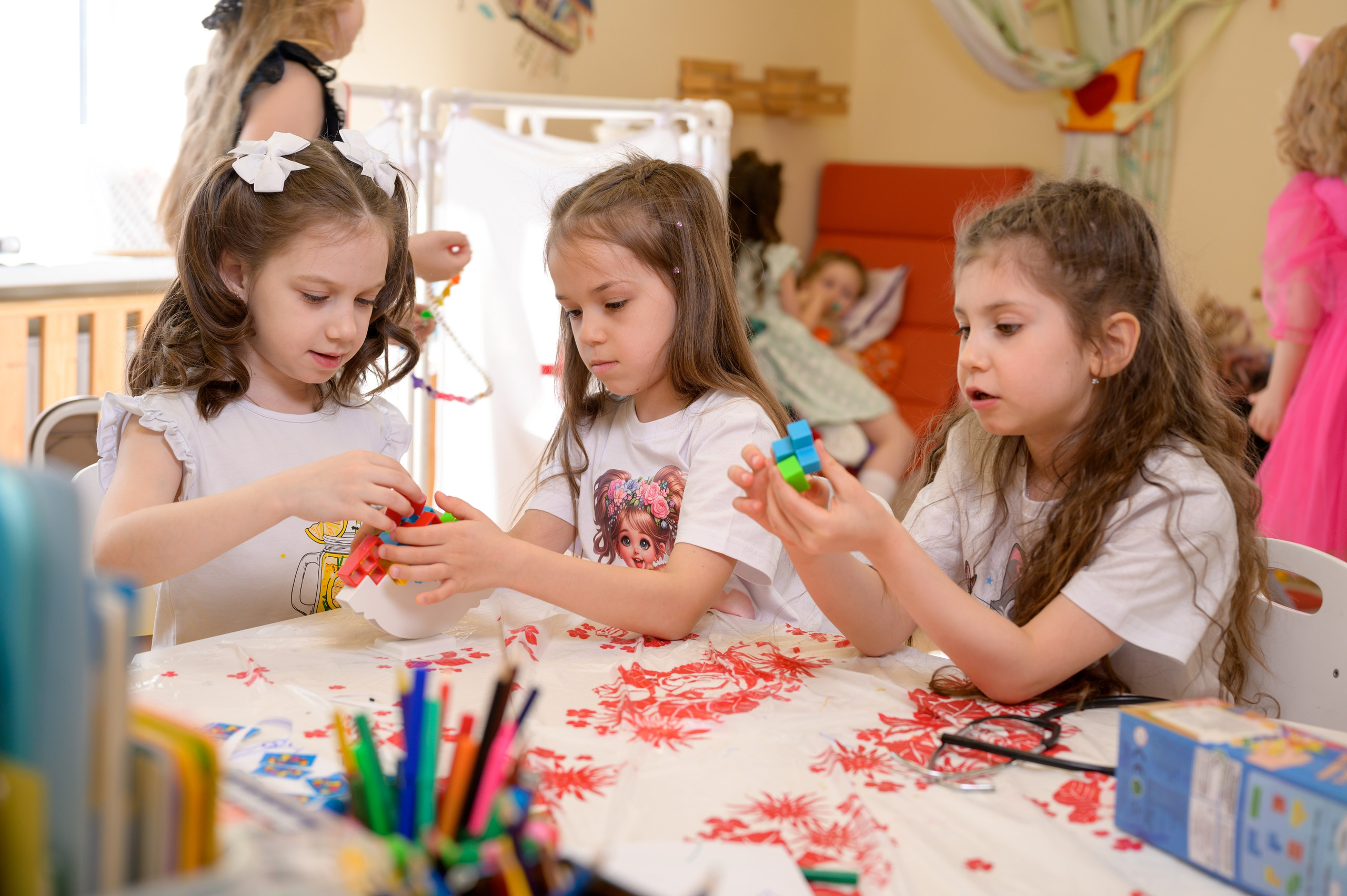 Д/с№ 3к3 группа «Фантазёры» (индивидуальный дизайн) + рисунки детей. Фотограф новорожденных, семейный детский в Тюмени Татьяна Морозова