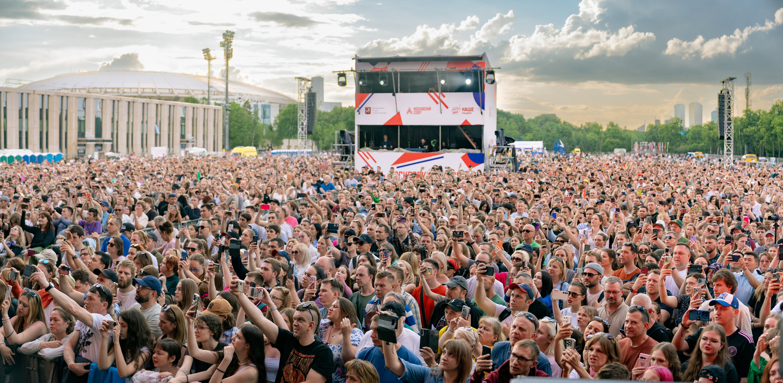 Съемка концертов культурно-массовых мероприятий. Профессиональный фотограф и видеооператор Гладышев Даниил
