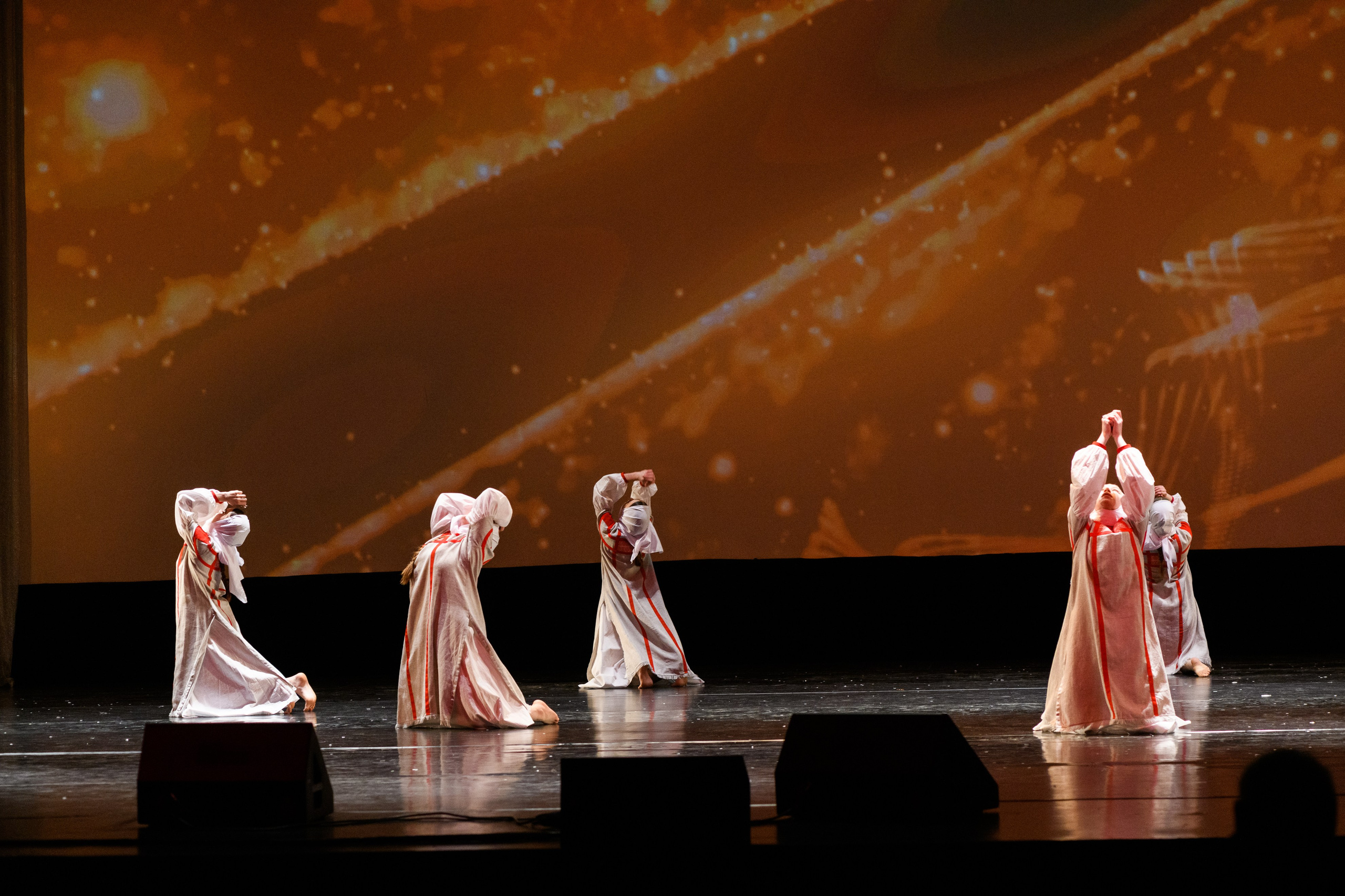 23 апреля, часть 2, БКЗ Октябрьский, г. Санкт-Петербург. Золотое яблочко