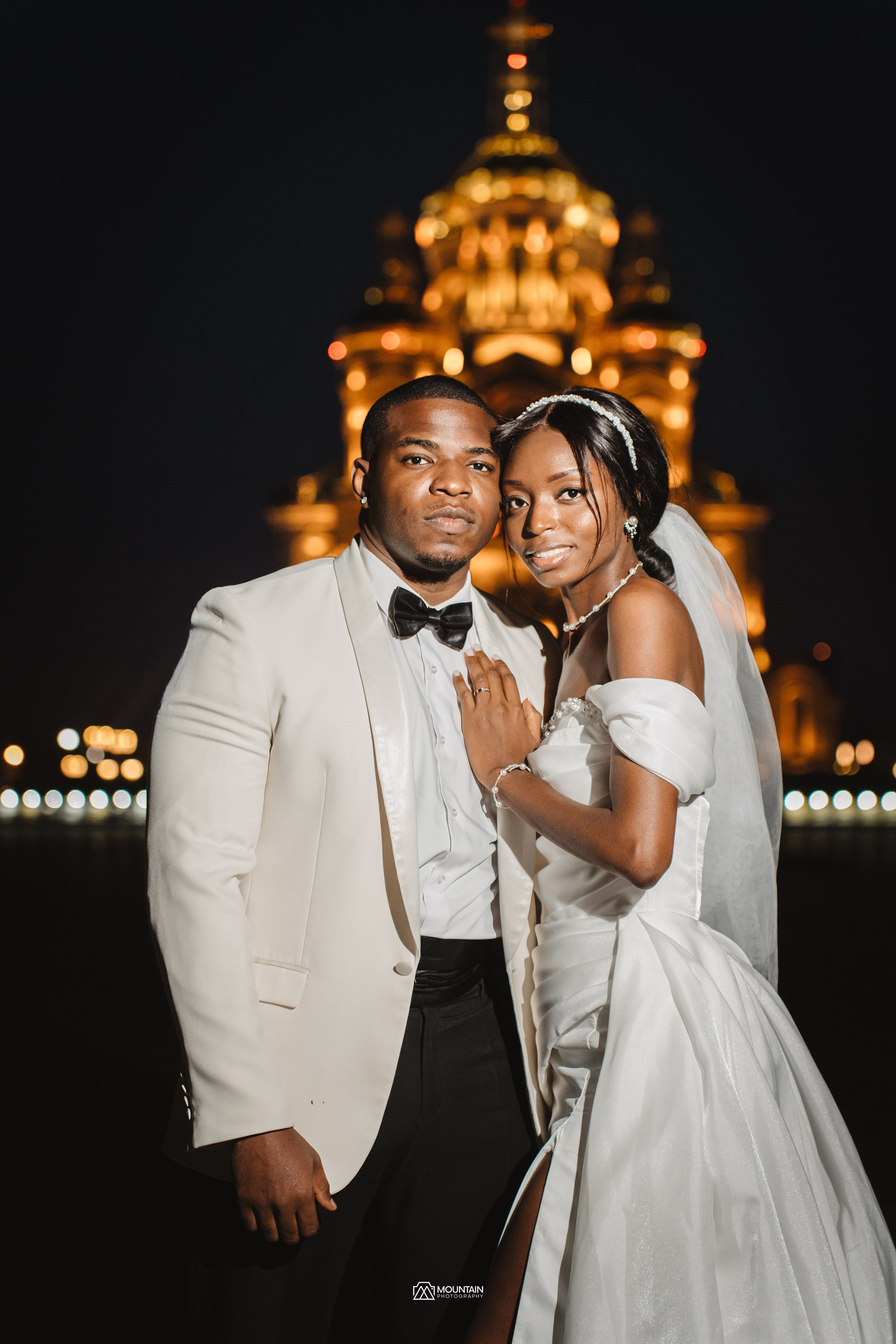 Bernise & Daniel. Photographer based in moscow Peter Tchana