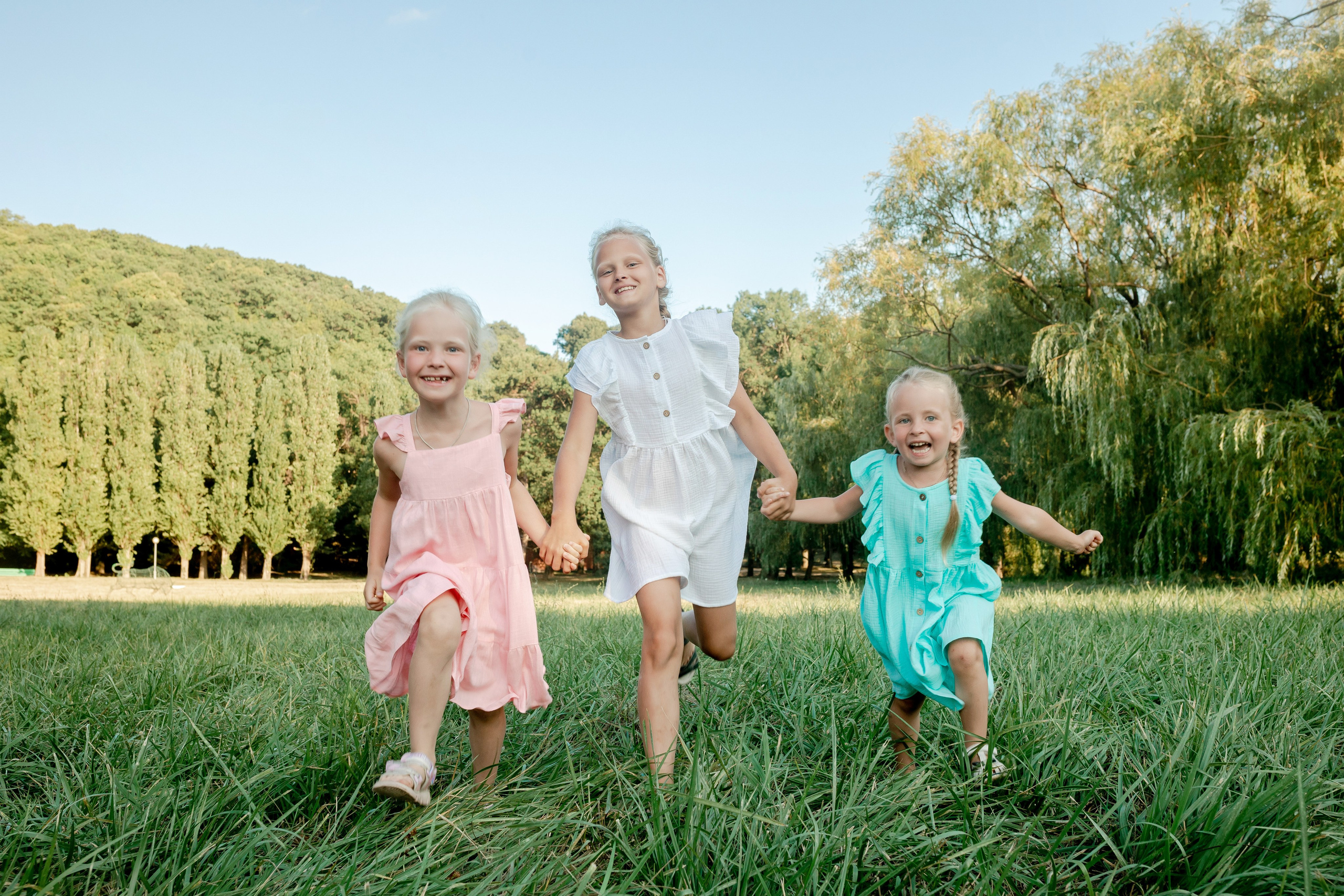 Камилла и Виктор с детьми. Фотограф в Геленджике, Архипо-Осиповке, Абрау-Дюрсо, Кринице Виктория