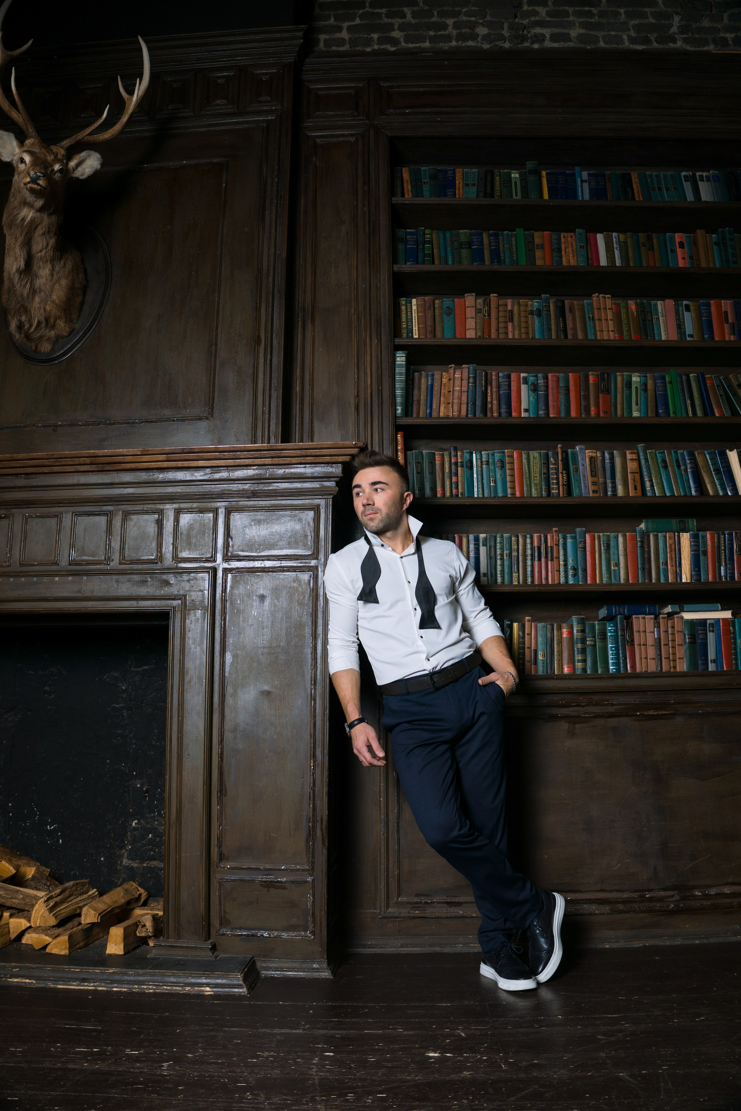 Ведущий Илья. Фотограф