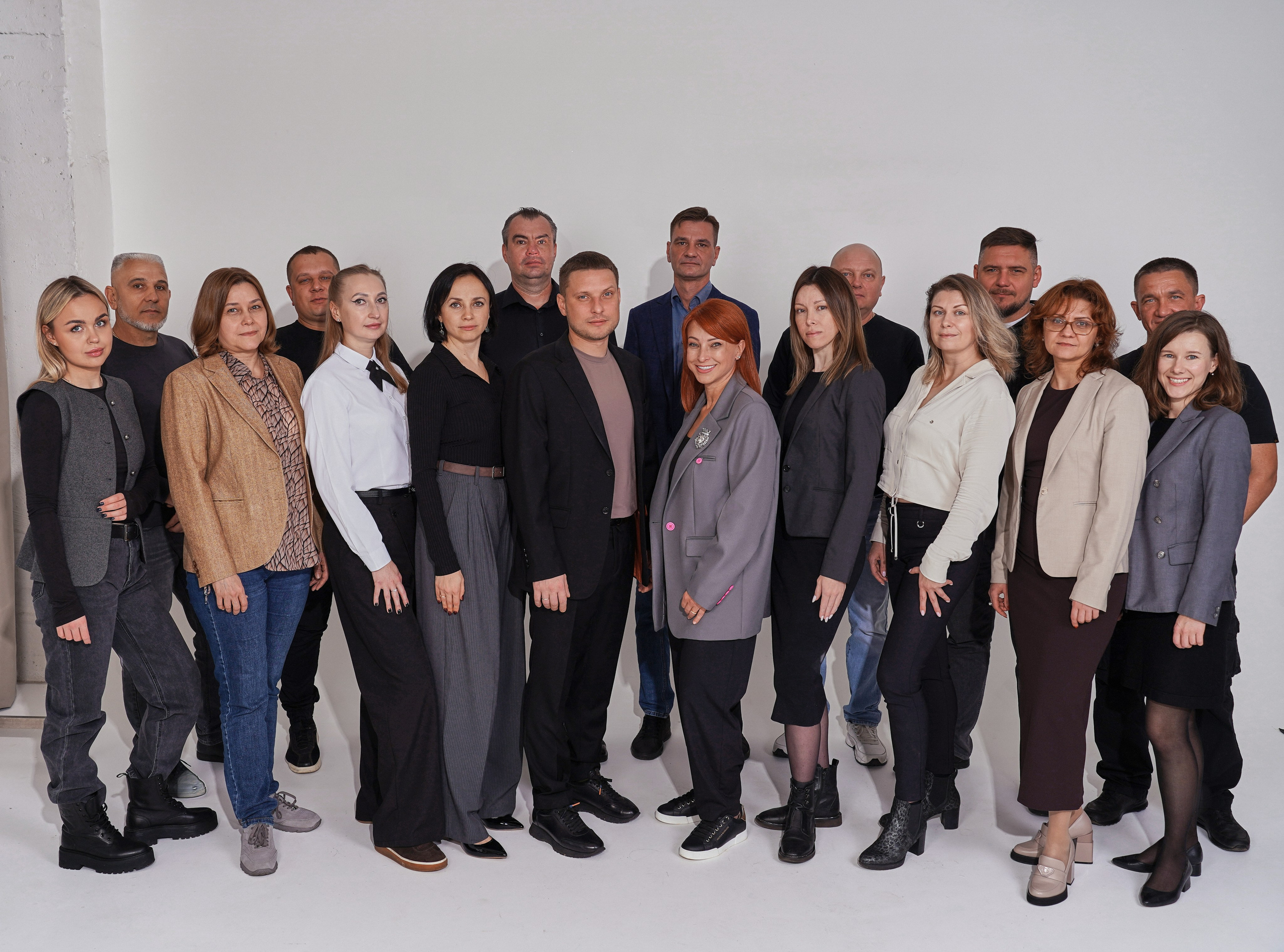 LEO COMPANY. Фотограф