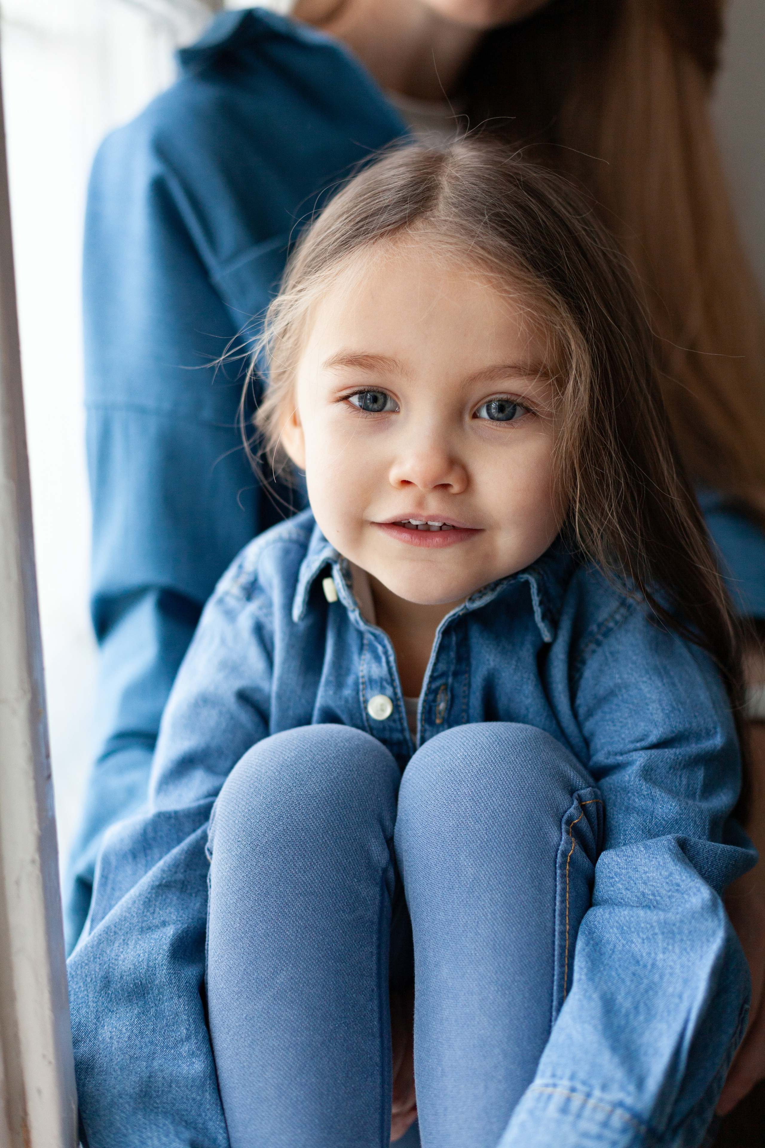 Студийная фотосессия мамы и дочки. Детский и контент фотограф Надя Волкова Санкт-Петербург